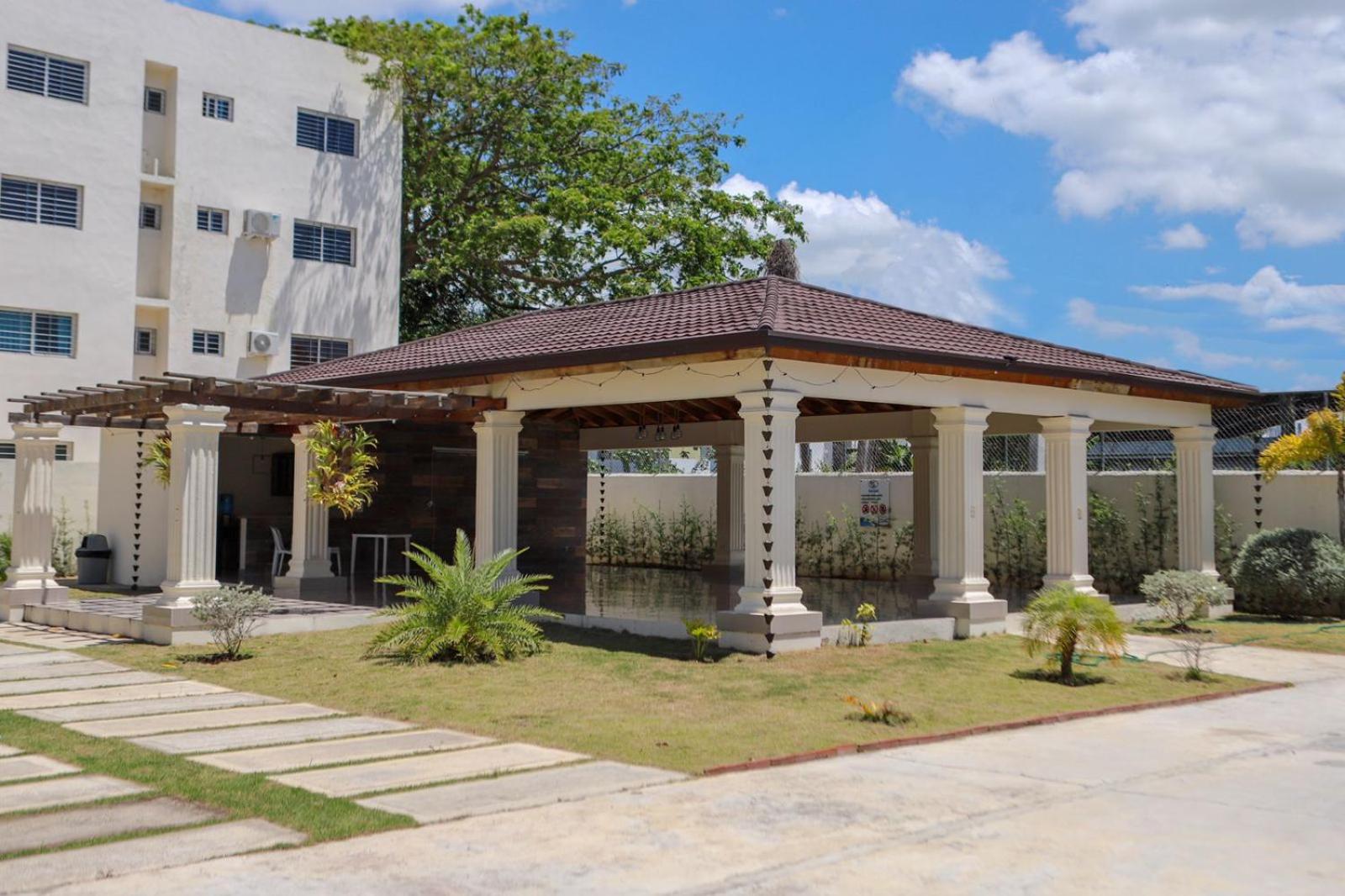 Hermoso apartamento con piscina
