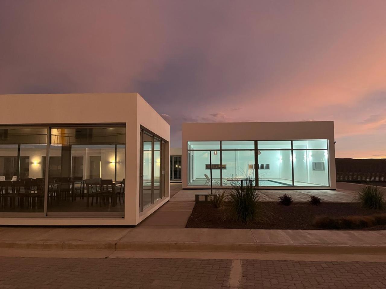 Departamento Nuevo- Piscina Techada- Climatizada - Confort y Calidad a metros del mar