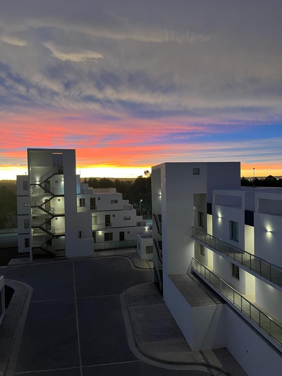 Departamento Nuevo- Piscina Techada- Climatizada - Confort y Calidad a metros del mar