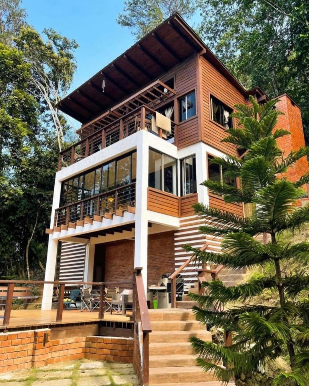 Villa La Paz view 2