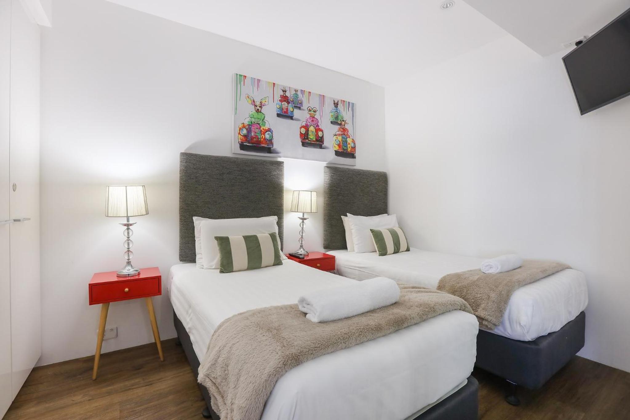 Circle on Cavill 2, 3, 4 & 5 Bedroom SkyHomes & SUB PENTHOUSES by Gold Coast Holidays