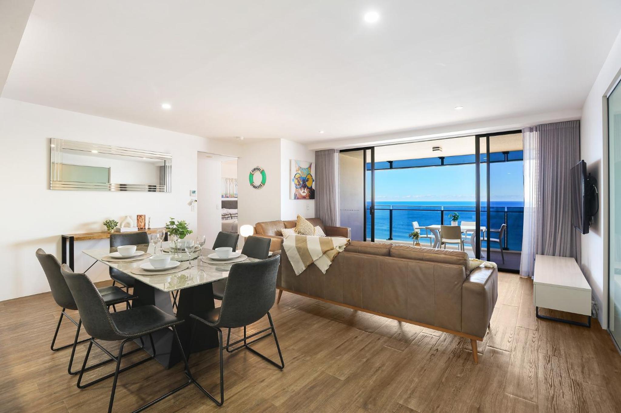 Circle on Cavill 2, 3, 4 & 5 Bedroom SkyHomes & SUB PENTHOUSES by Gold Coast Holidays