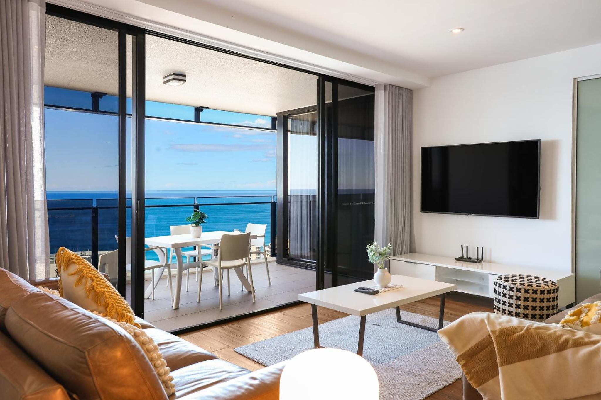 Circle on Cavill 2, 3, 4 & 5 Bedroom SkyHomes & SUB PENTHOUSES by Gold Coast Holidays