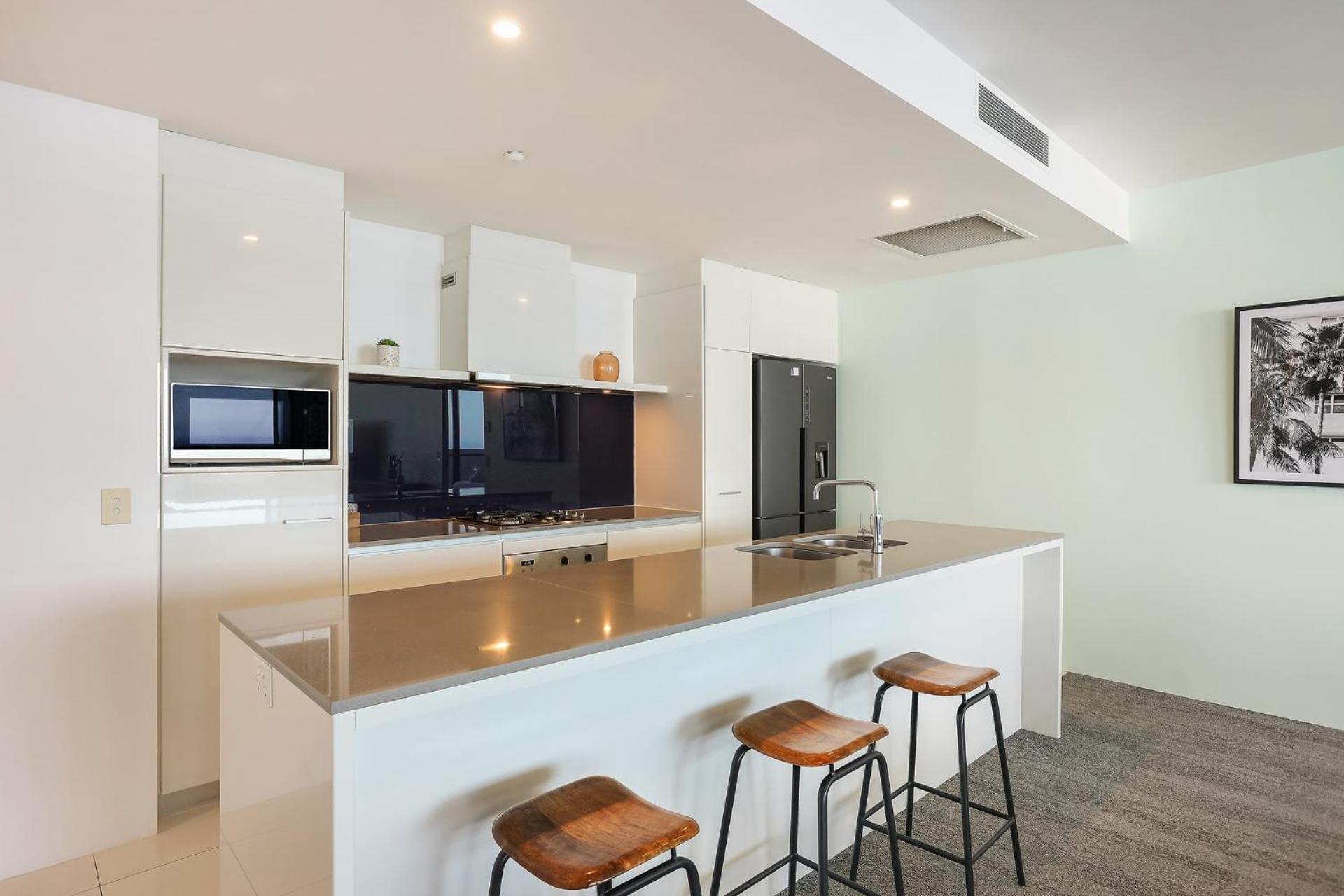 Circle on Cavill 2, 3, 4 & 5 Bedroom SkyHomes & SUB PENTHOUSES by Gold Coast Holidays