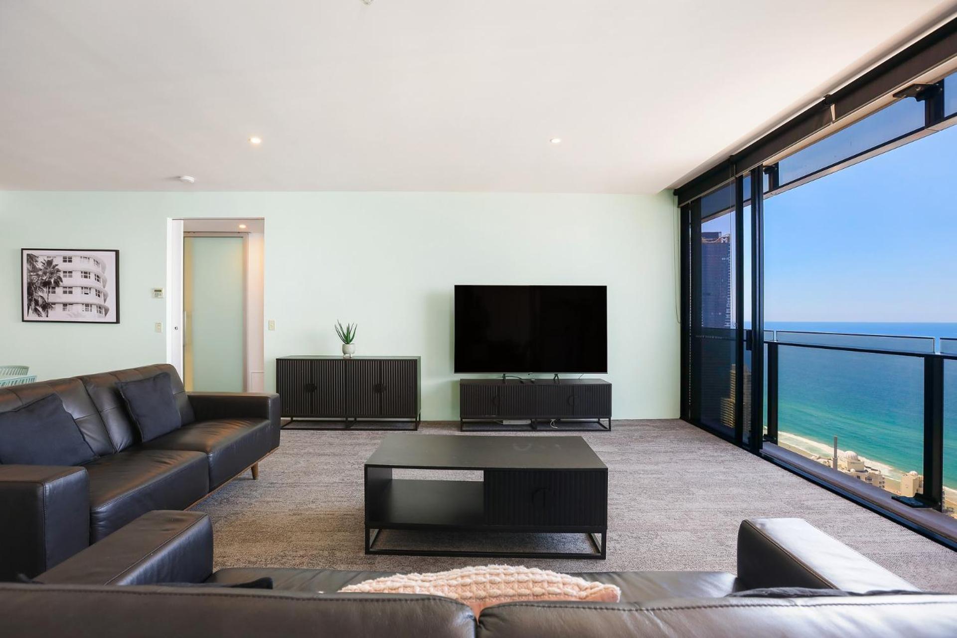 Circle on Cavill 2, 3, 4 & 5 Bedroom SkyHomes & SUB PENTHOUSES by Gold Coast Holidays