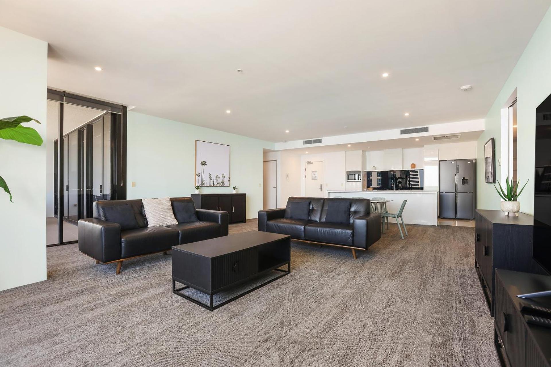 Circle on Cavill 2, 3, 4 & 5 Bedroom SkyHomes & SUB PENTHOUSES by Gold Coast Holidays
