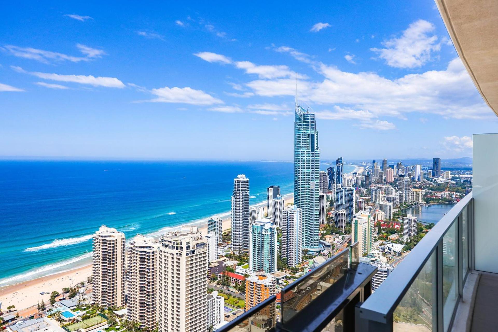 Circle on Cavill 2, 3, 4 & 5 Bedroom SkyHomes & SUB PENTHOUSES by Gold Coast Holidays
