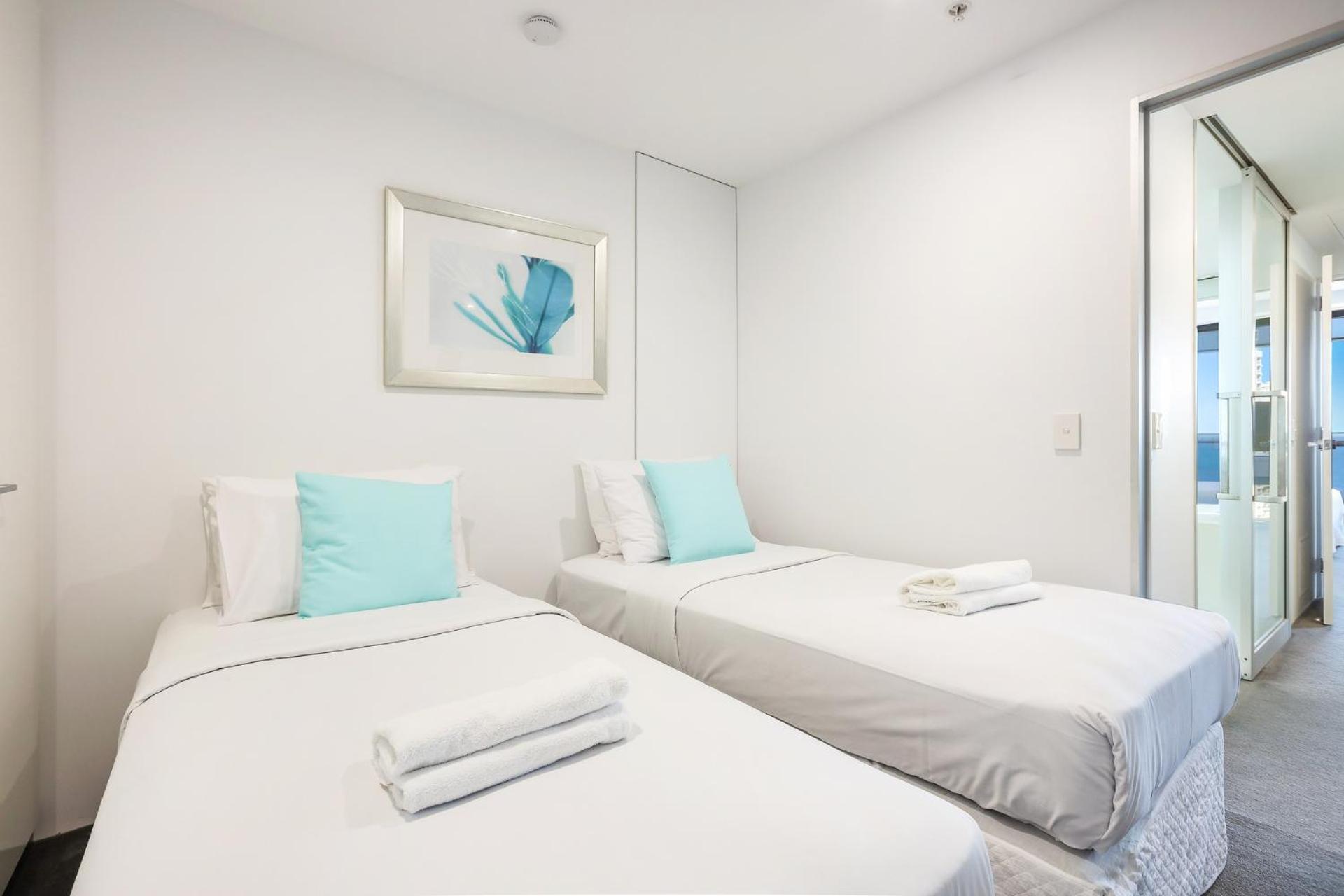 Circle on Cavill 2, 3, 4 & 5 Bedroom SkyHomes & SUB PENTHOUSES by Gold Coast Holidays