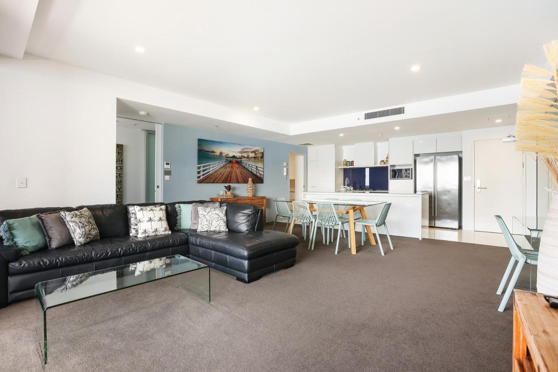 Circle on Cavill 2, 3, 4 & 5 Bedroom SkyHomes & SUB PENTHOUSES by Gold Coast Holidays