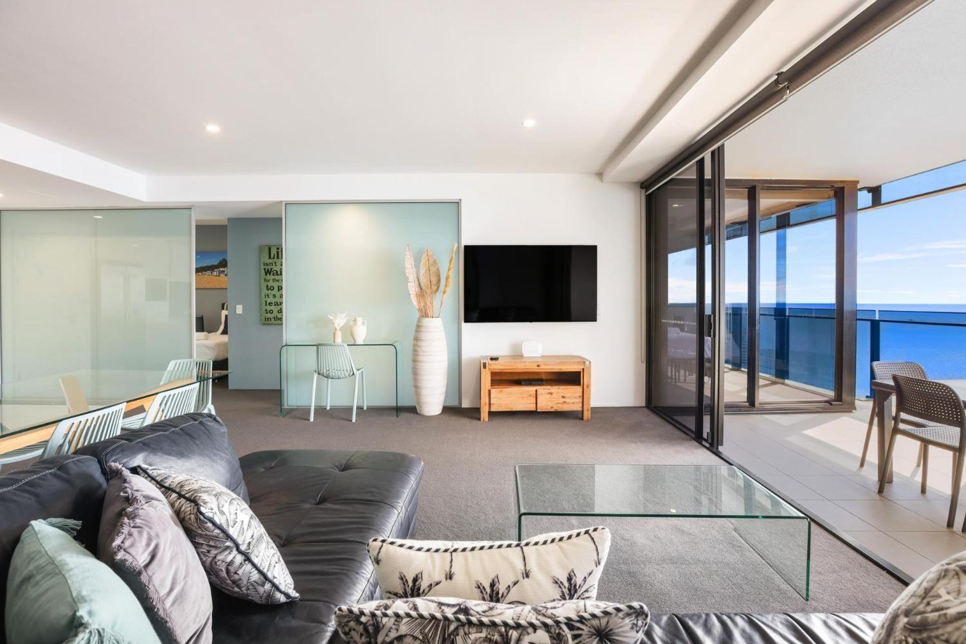 Circle on Cavill 2, 3, 4 & 5 Bedroom SkyHomes & SUB PENTHOUSES by Gold Coast Holidays