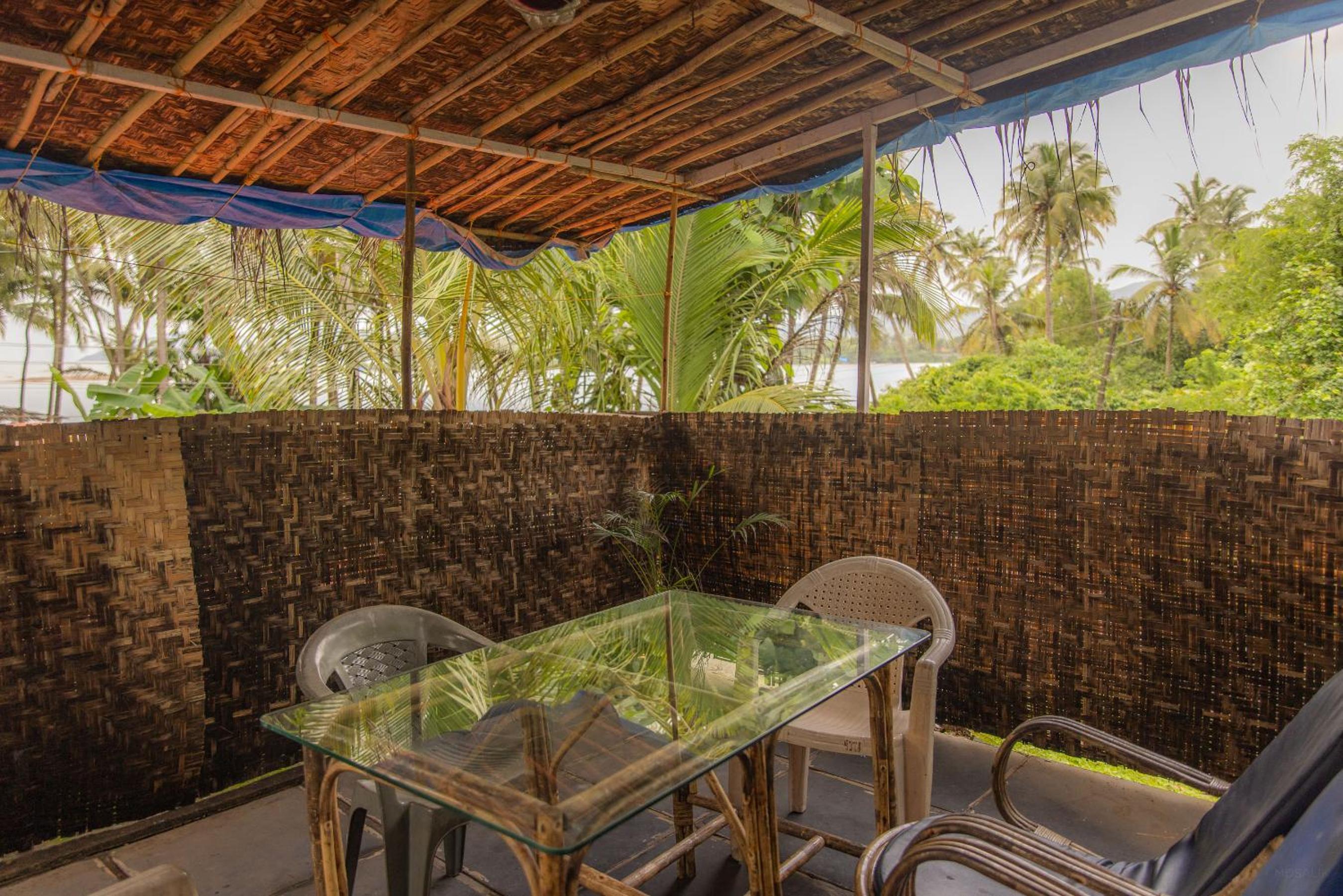 Chandrakant house River View Studio for 3 on Talpona view 2