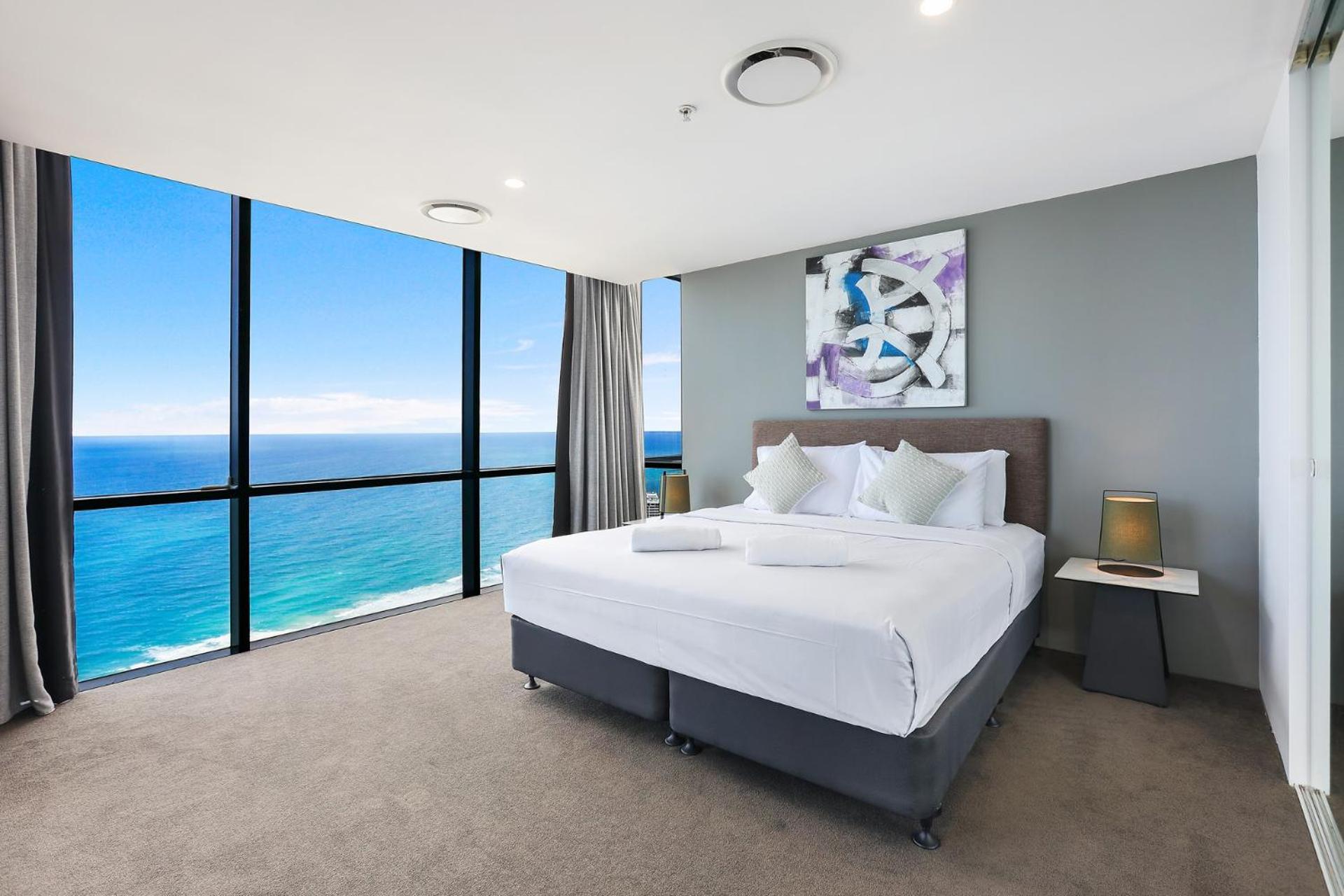 Circle on Cavill 2, 3, 4 & 5 Bedroom SkyHomes & SUB PENTHOUSES by Gold Coast Holidays