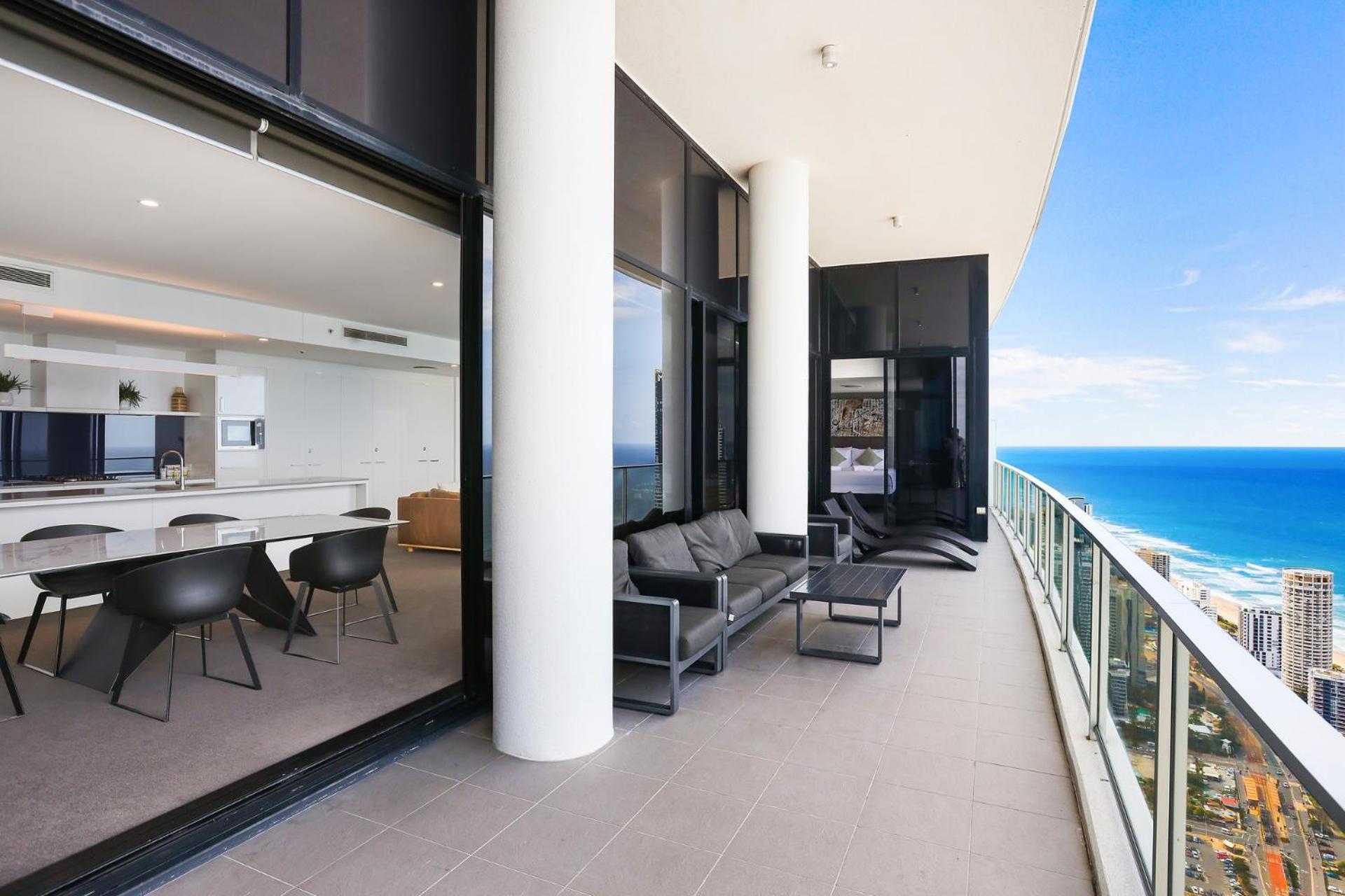 Circle on Cavill 2, 3, 4 & 5 Bedroom SkyHomes & SUB PENTHOUSES by Gold Coast Holidays