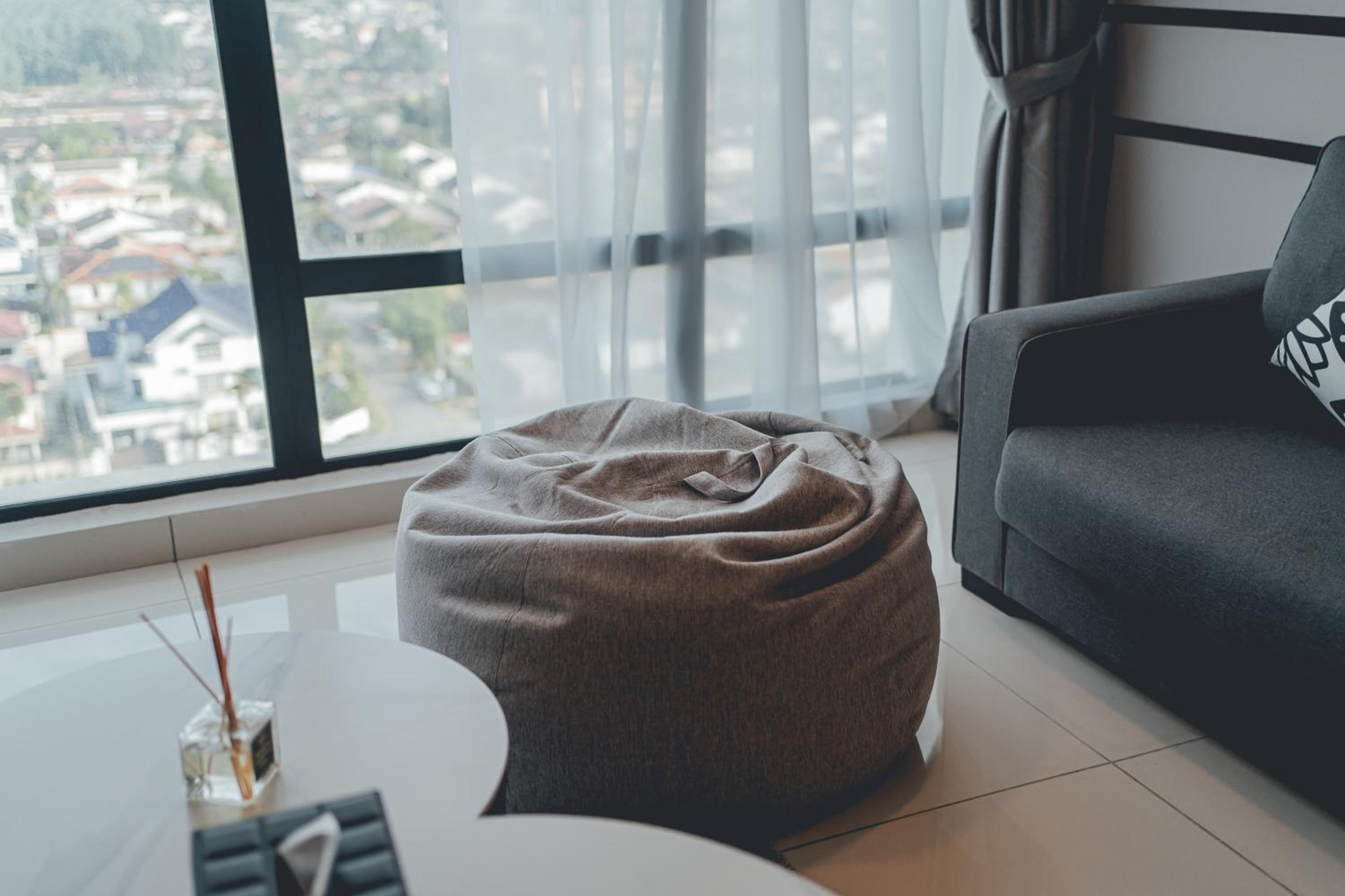 Mosaic Shapes Darker 3BR 8Pax w bathtub near midvalley