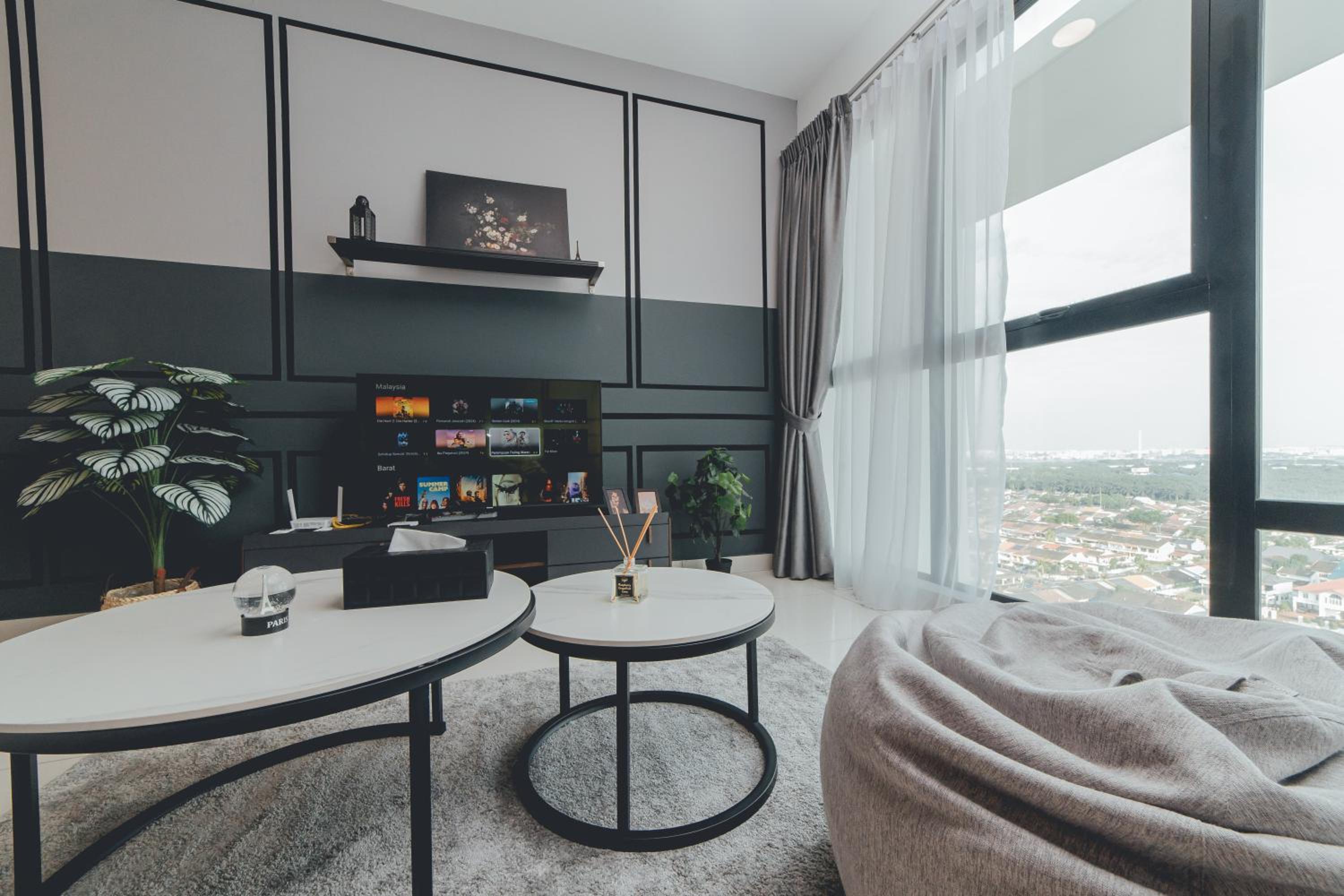 Mosaic Shapes Darker 3BR 8Pax w bathtub near midvalley