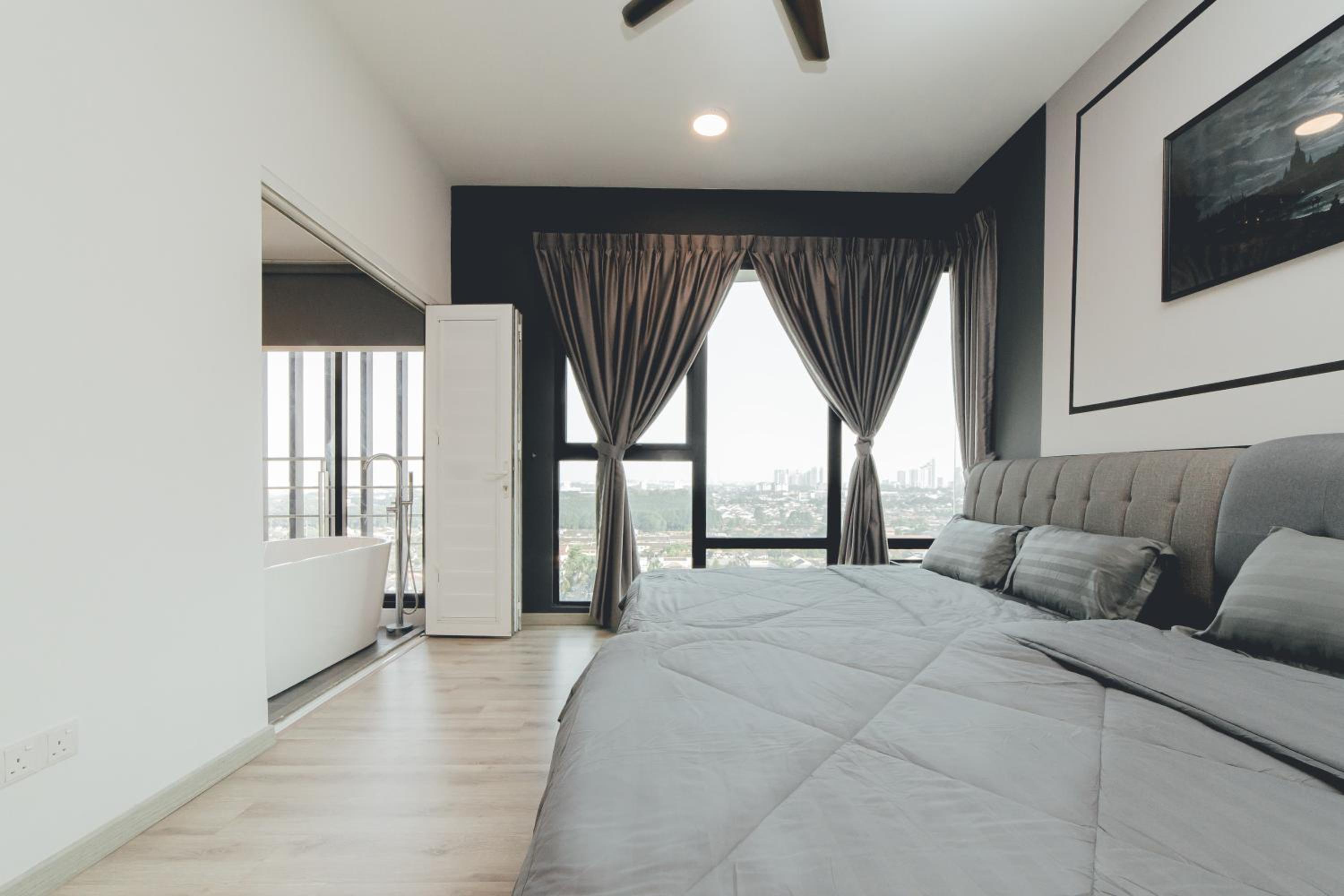 Mosaic Shapes Darker 3BR 8Pax w bathtub near midvalley