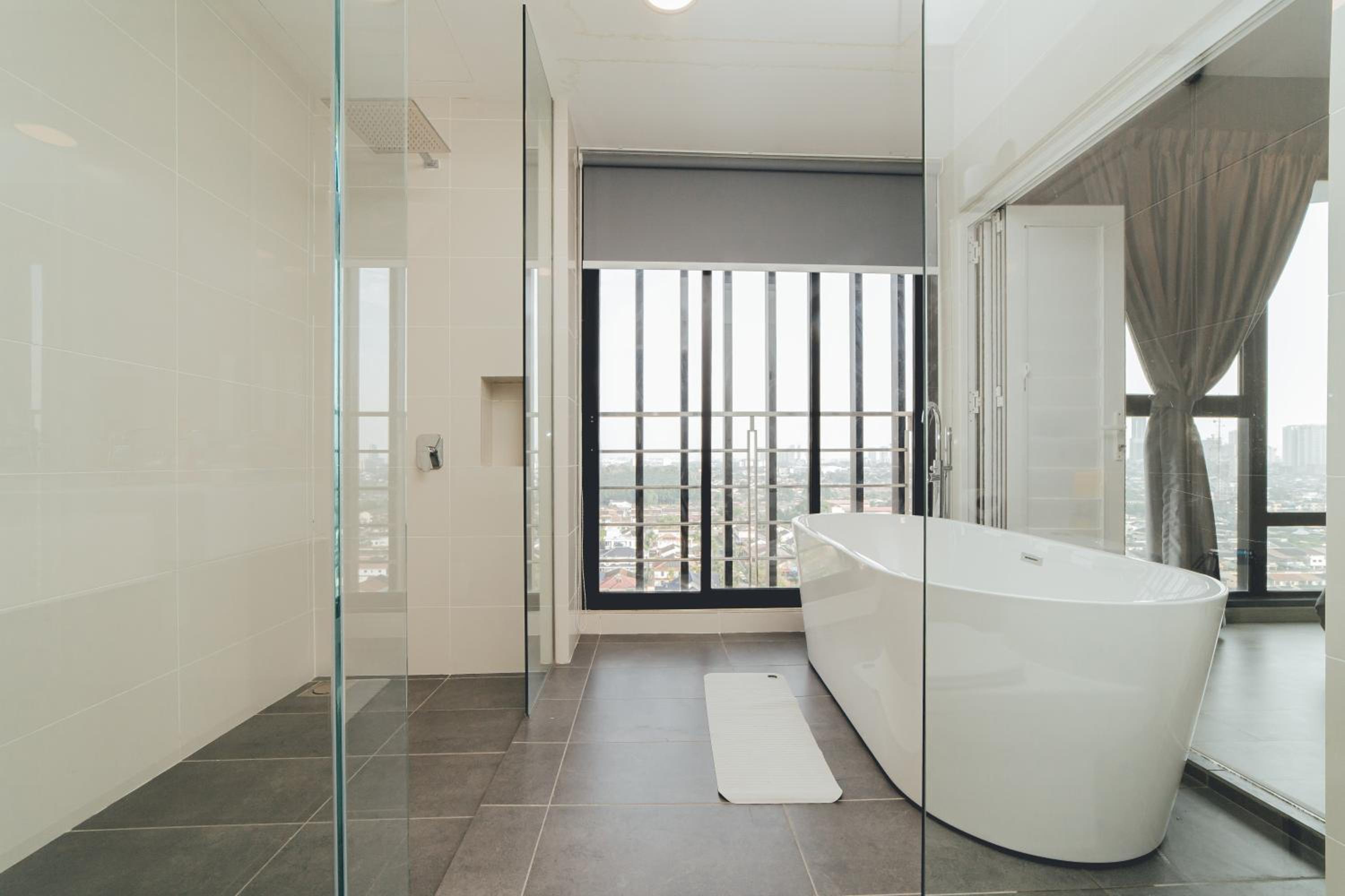 Mosaic Shapes Darker 3BR 8Pax w bathtub near midvalley
