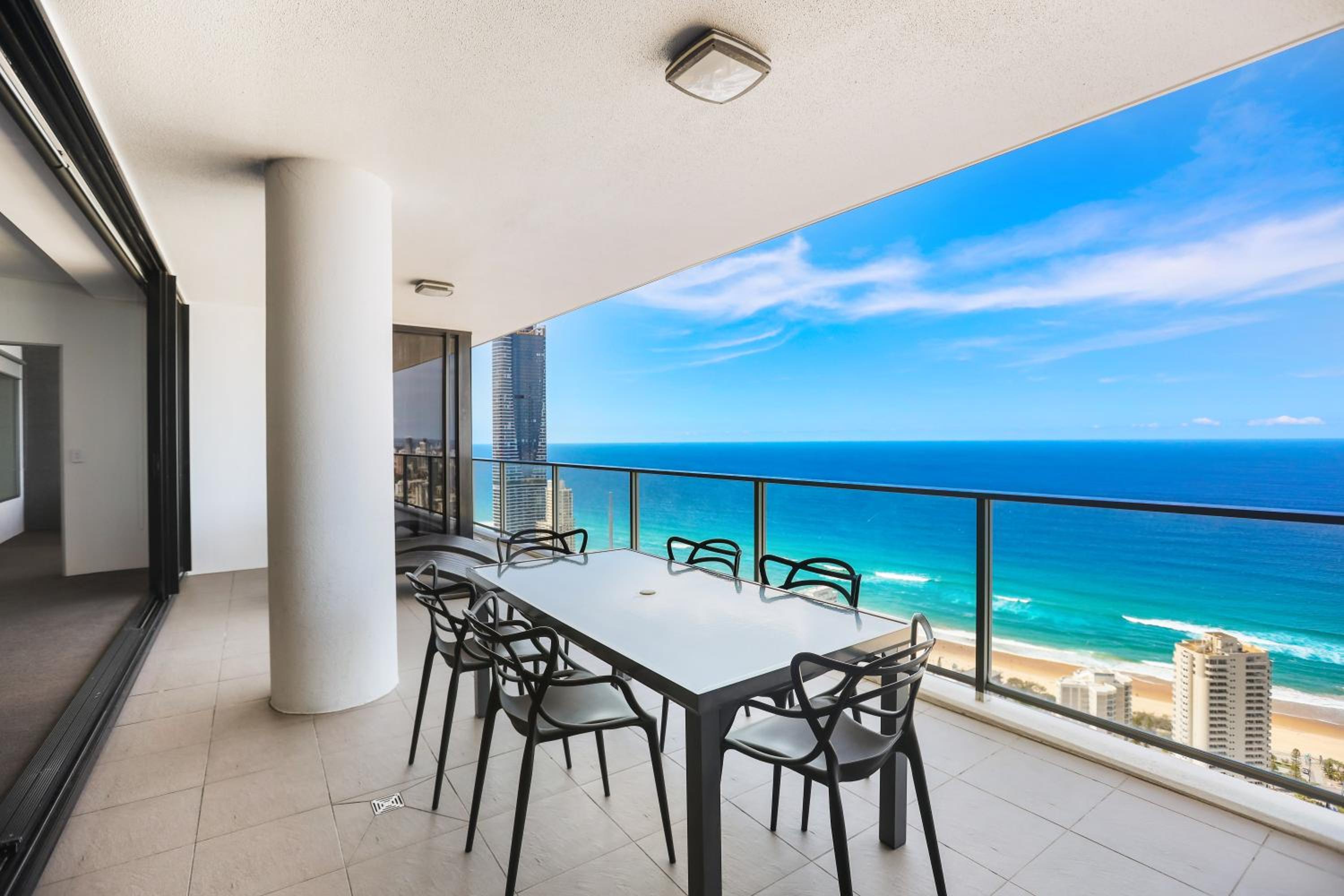 Circle on Cavill 2, 3, 4 & 5 Bedroom SkyHomes & SUB PENTHOUSES by Gold Coast Holidays