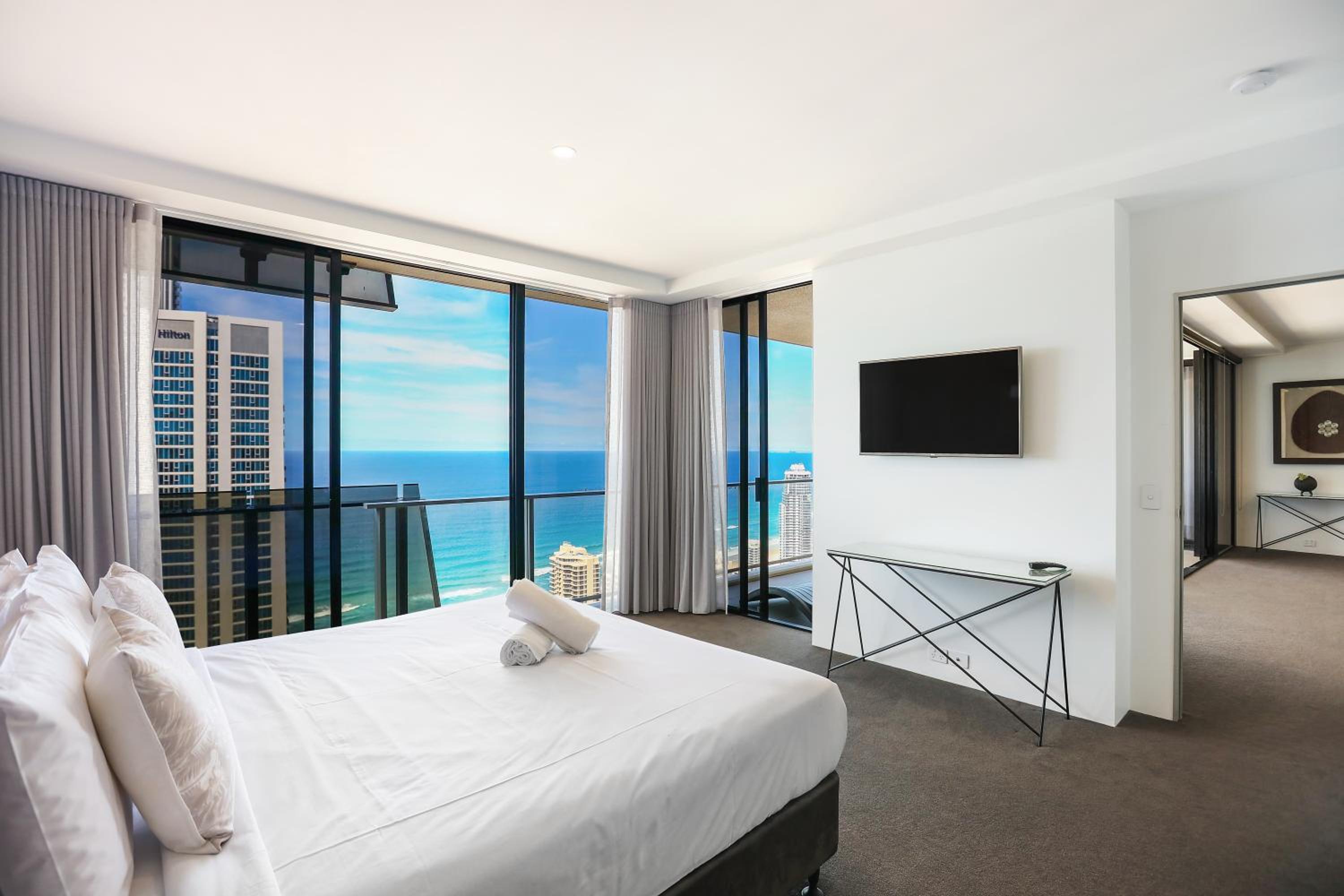 Circle on Cavill 2, 3, 4 & 5 Bedroom SkyHomes & SUB PENTHOUSES by Gold Coast Holidays