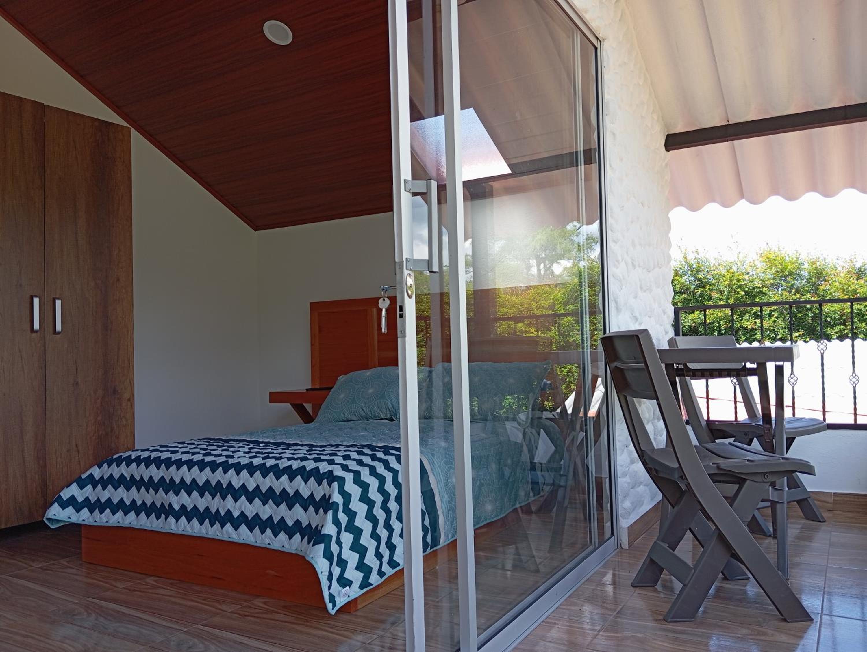Habitación Orquídea - Hospedaje Rural La Fortaleza