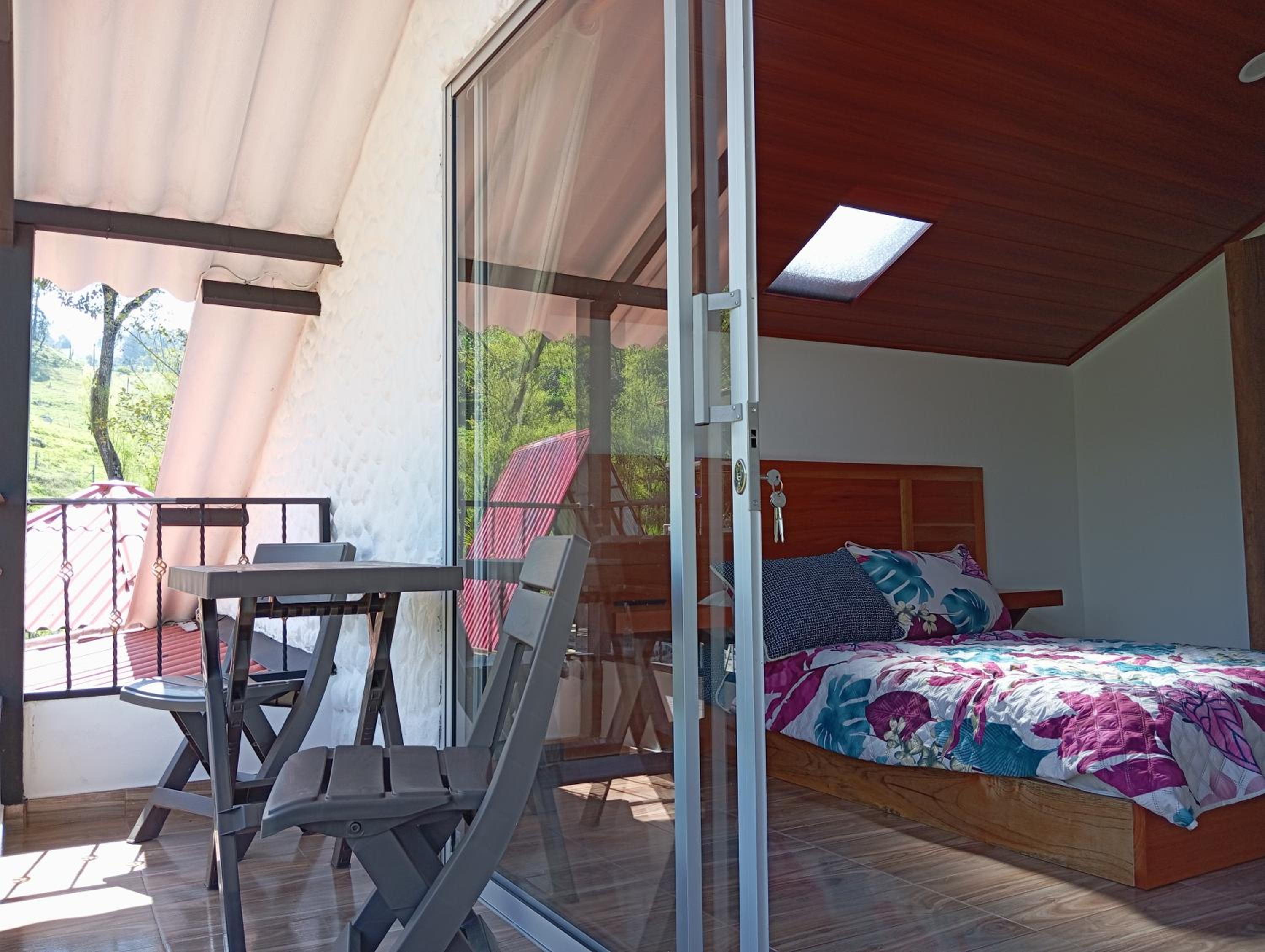 Habitación Orquídea - Hospedaje Rural La Fortaleza