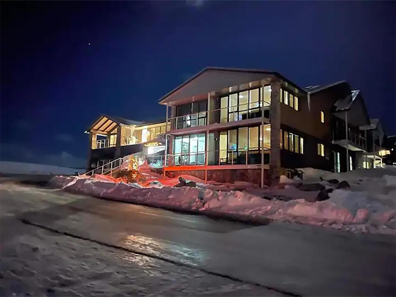 Mountain View Chalet at Heidis