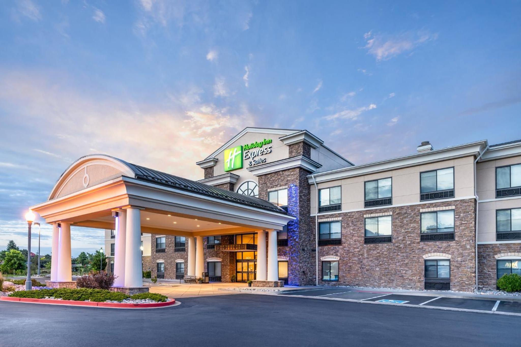 Hotel Holiday Inn Express & Suites Colorado Springs-first & Main By Ihg
