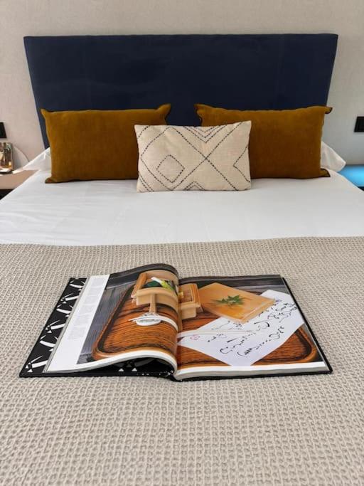 Romantic Apartment N6 Oceanografico Virkin Suites