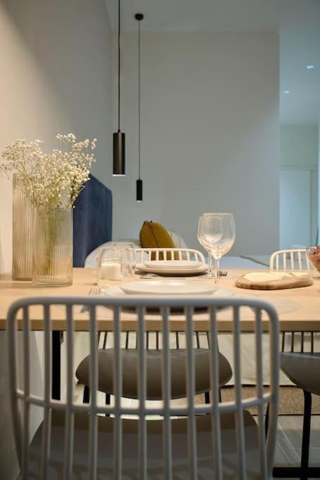 Romantic Apartment N6 Oceanografico Virkin Suites