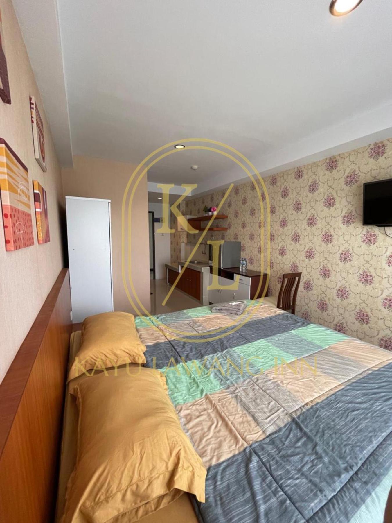 SkyView Apartment By Kayu Lawang view 2