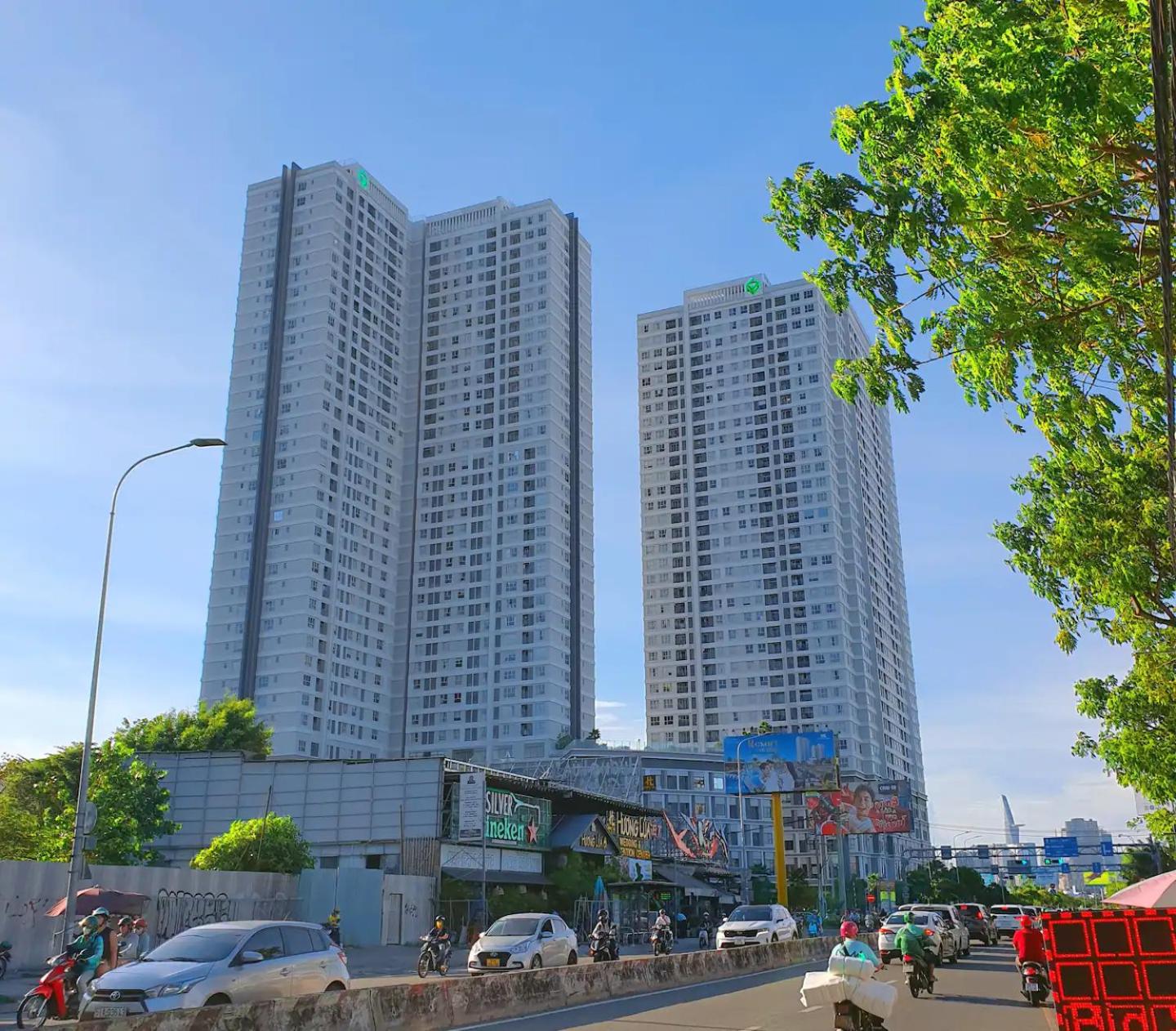 Genius SaiGon - Sunrise City View D7