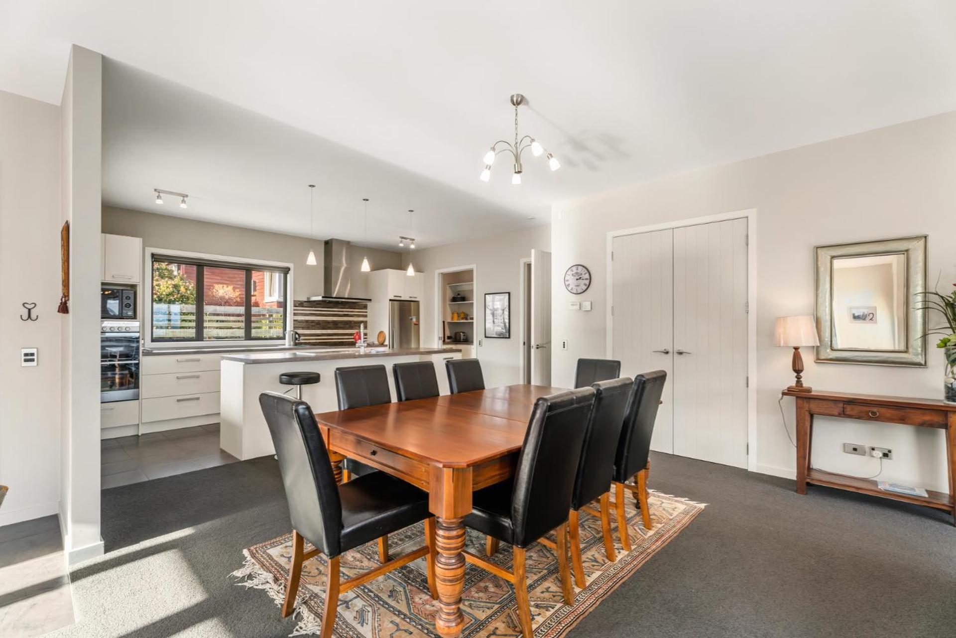 Frankton Arm Vista - Queenstown Holiday Home view 4