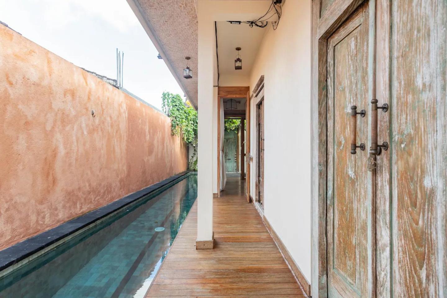Villa Pisces - 2 Bedrooms Villa with Private Pool at Kerobokan