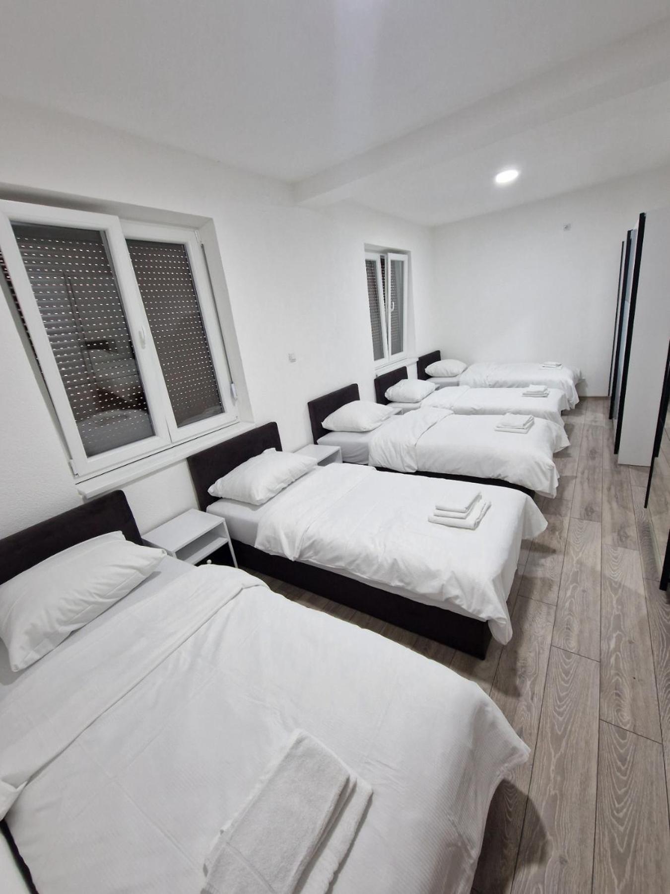 Apartmani & Auto kamp GAJ