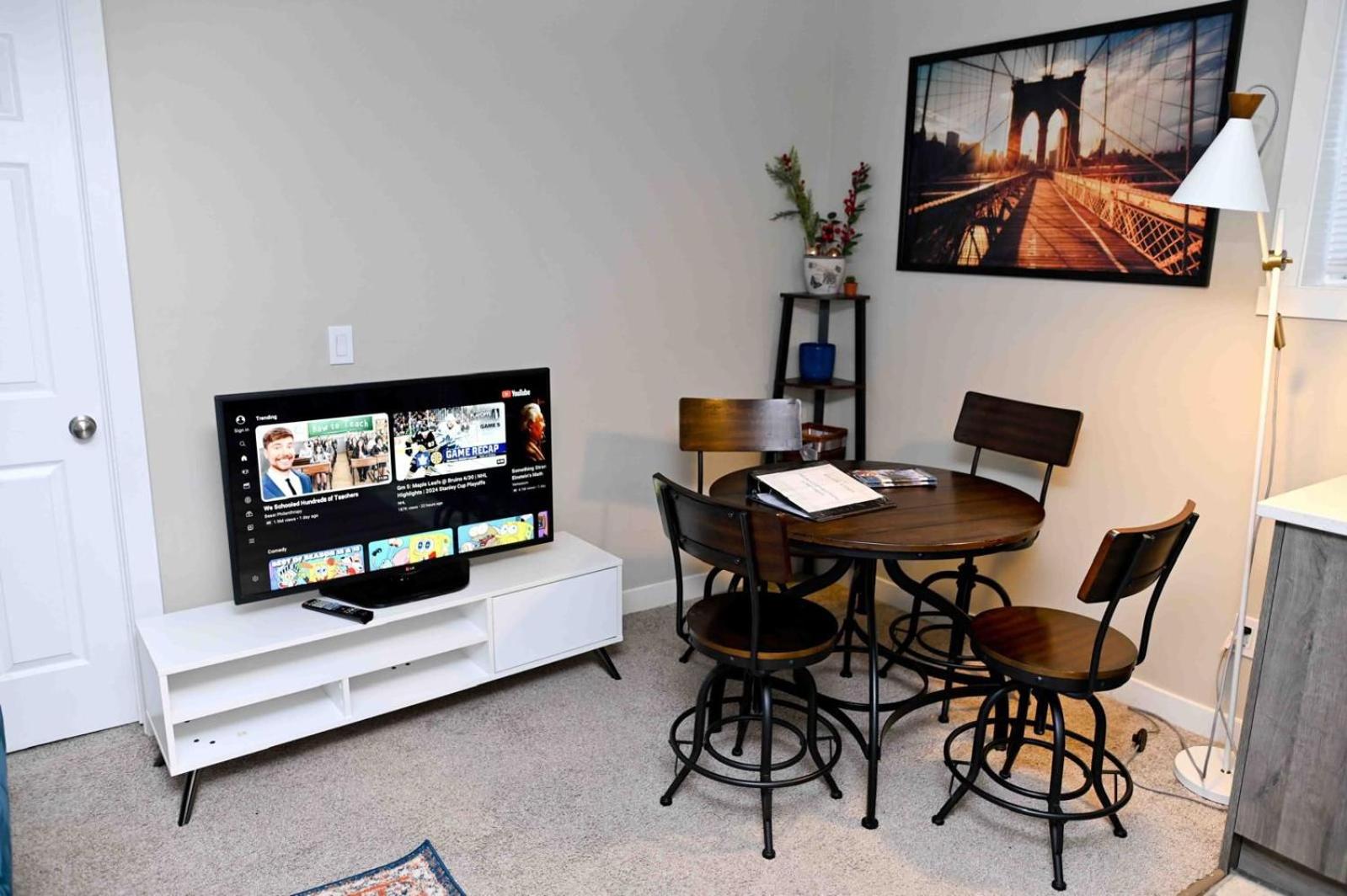 Modern Comfort Home NE B