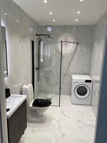 Apart City Rentals - City Center - Free Parking view 2