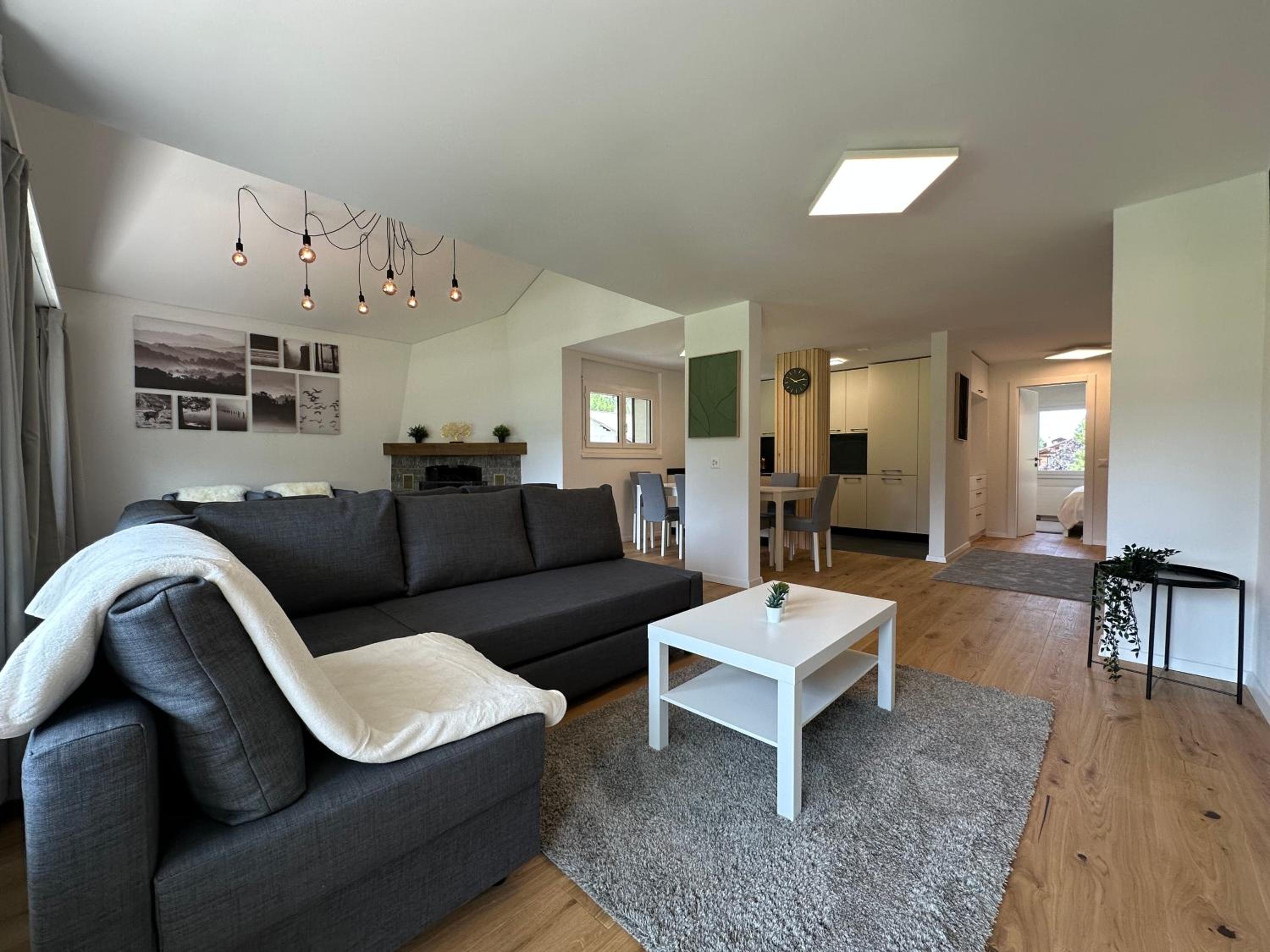 Mountain Majesty Apartment with Stunning Views