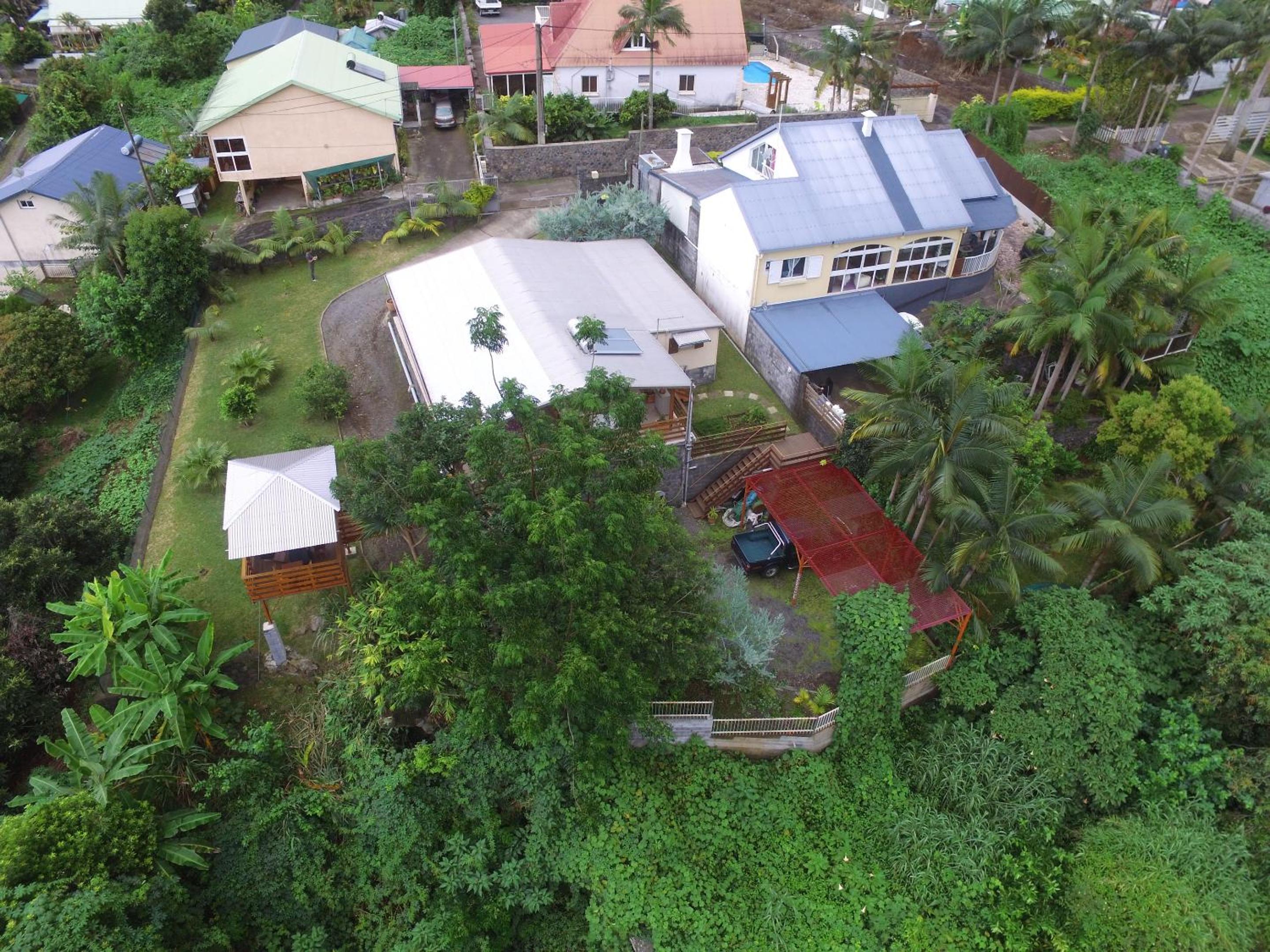 Maison de charme au Tampon avec vue mer et montagne view 4