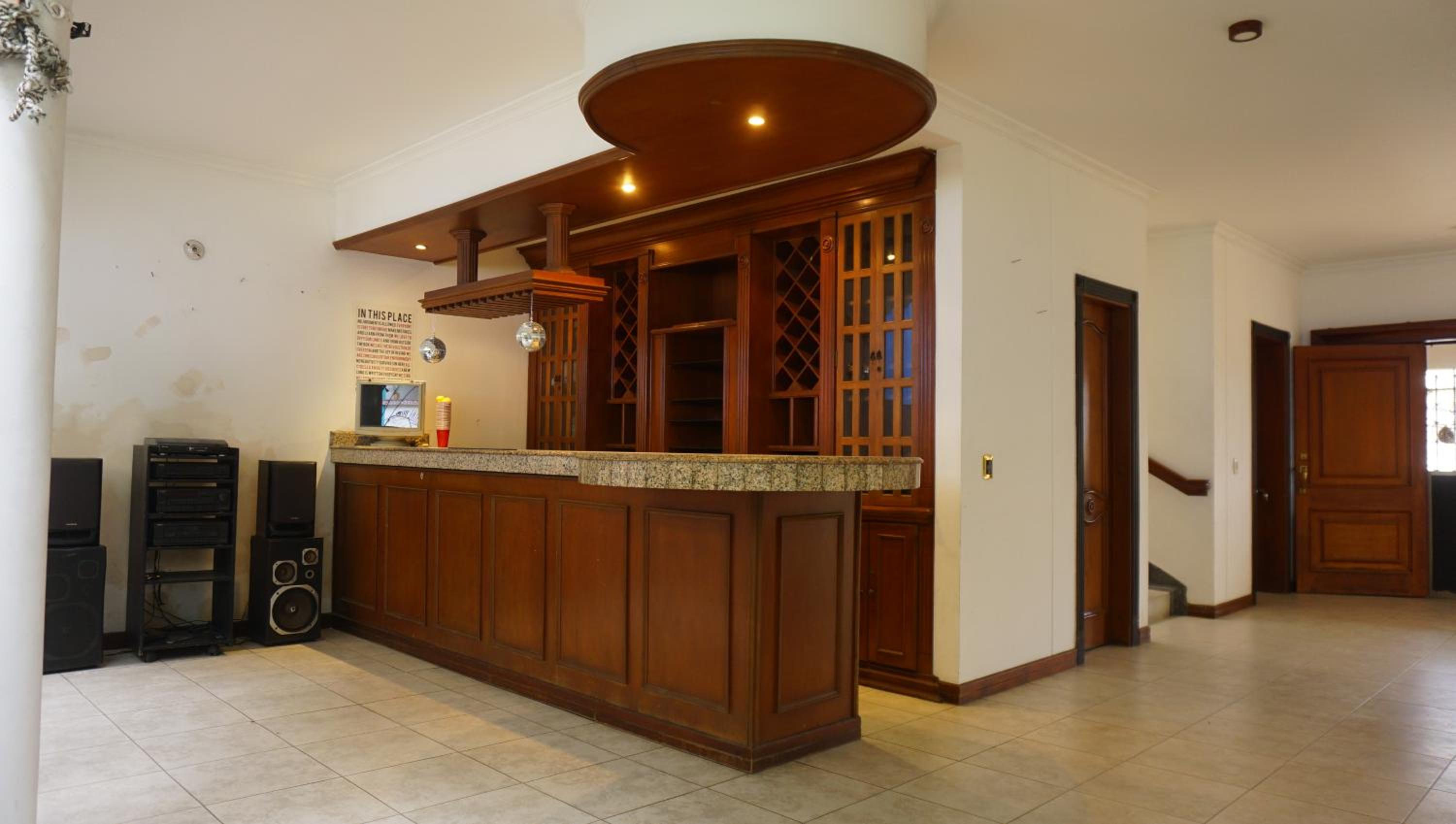 La Clave House