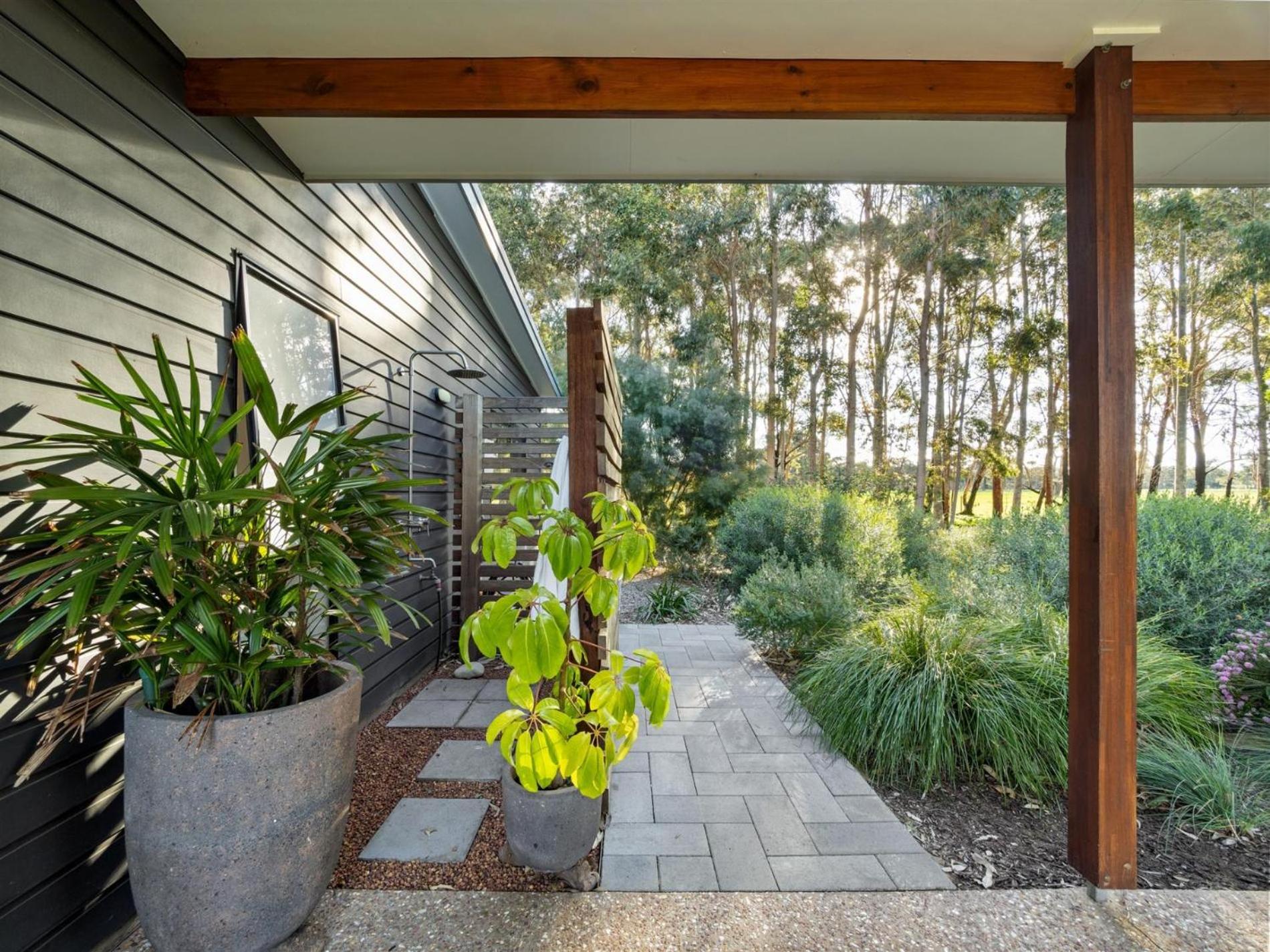 Vines & Stars - Amongst The Vines - Private Luxury view 4