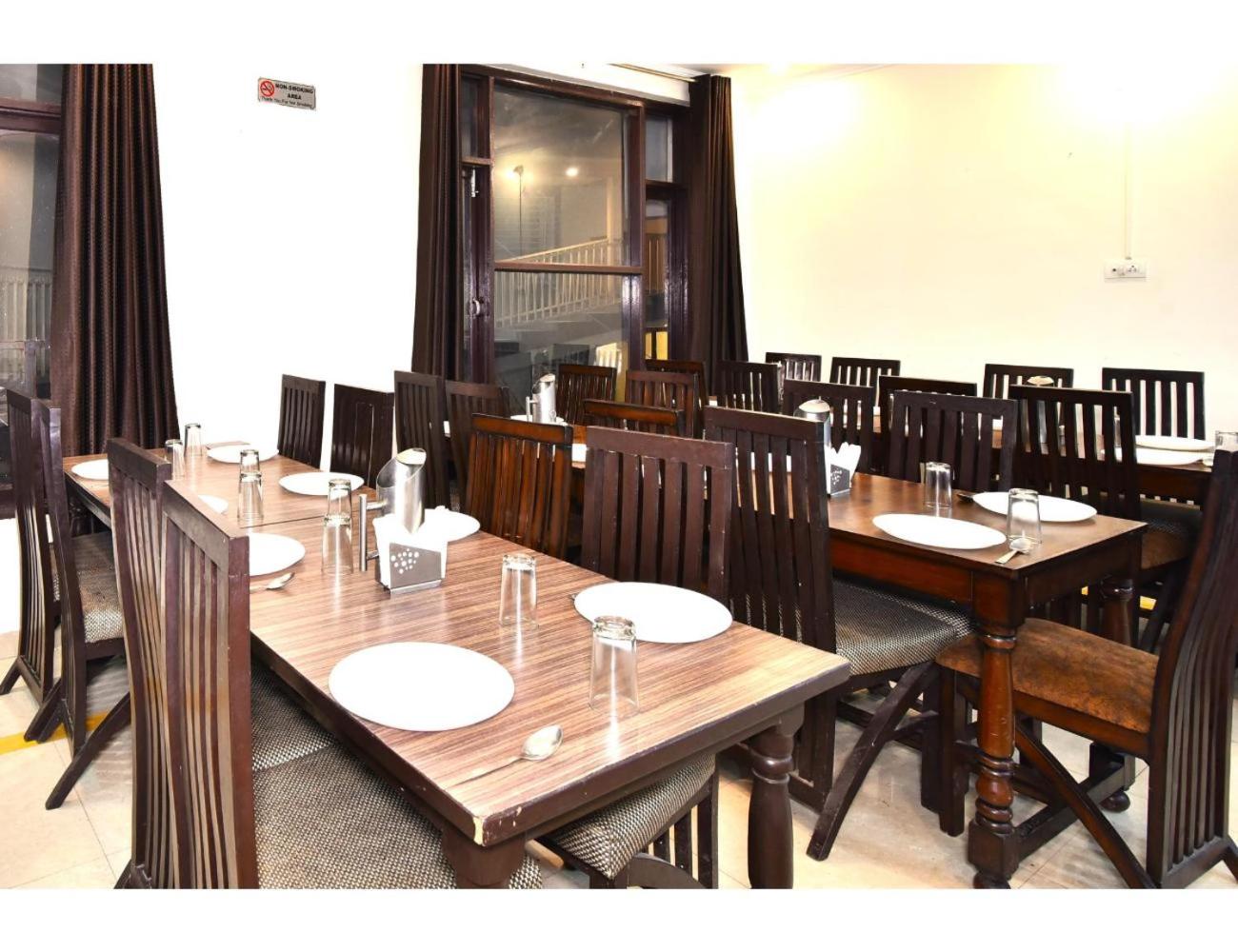 Hotel Raja Palace, McLeod Ganj view 4