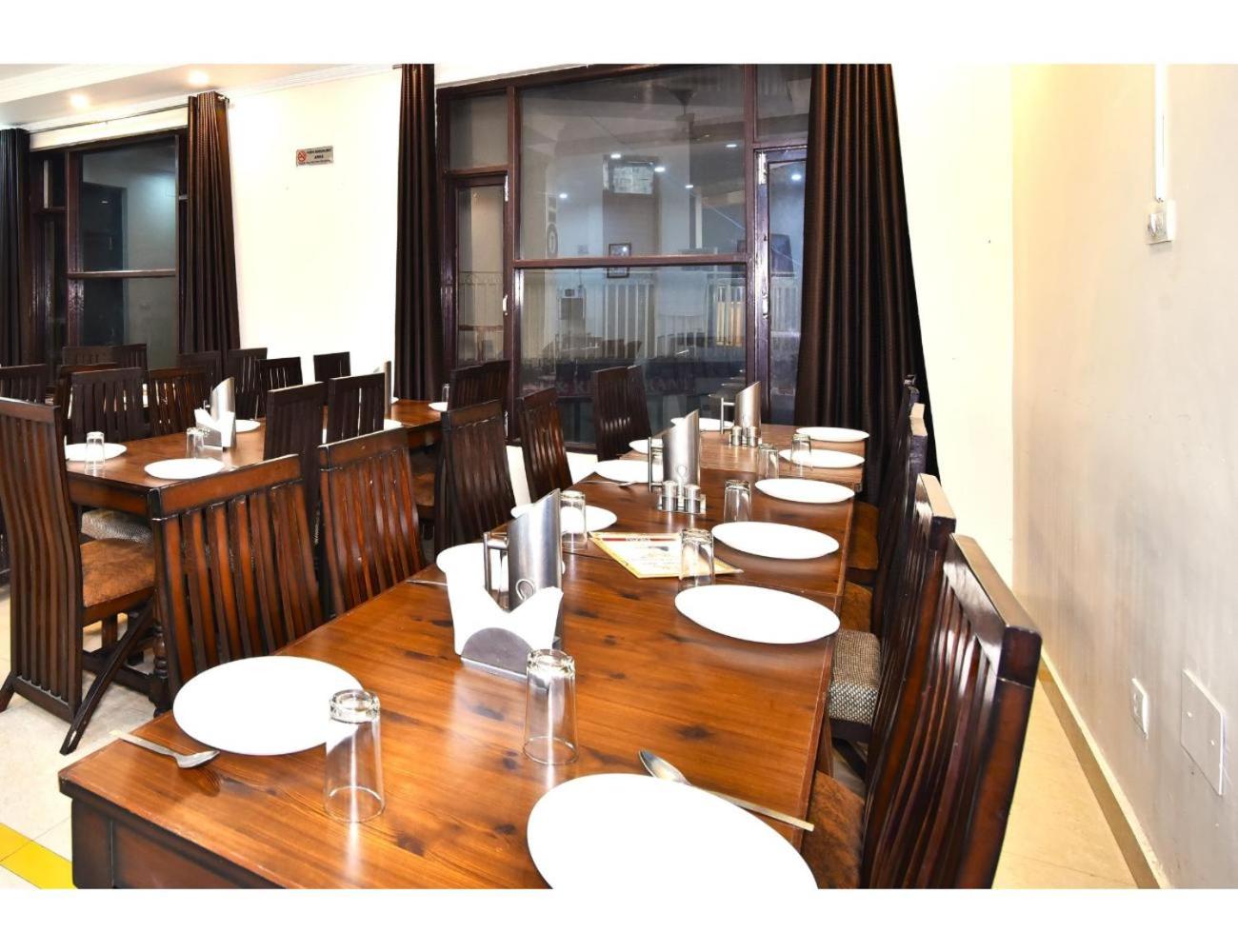 Hotel Raja Palace, McLeod Ganj view 5