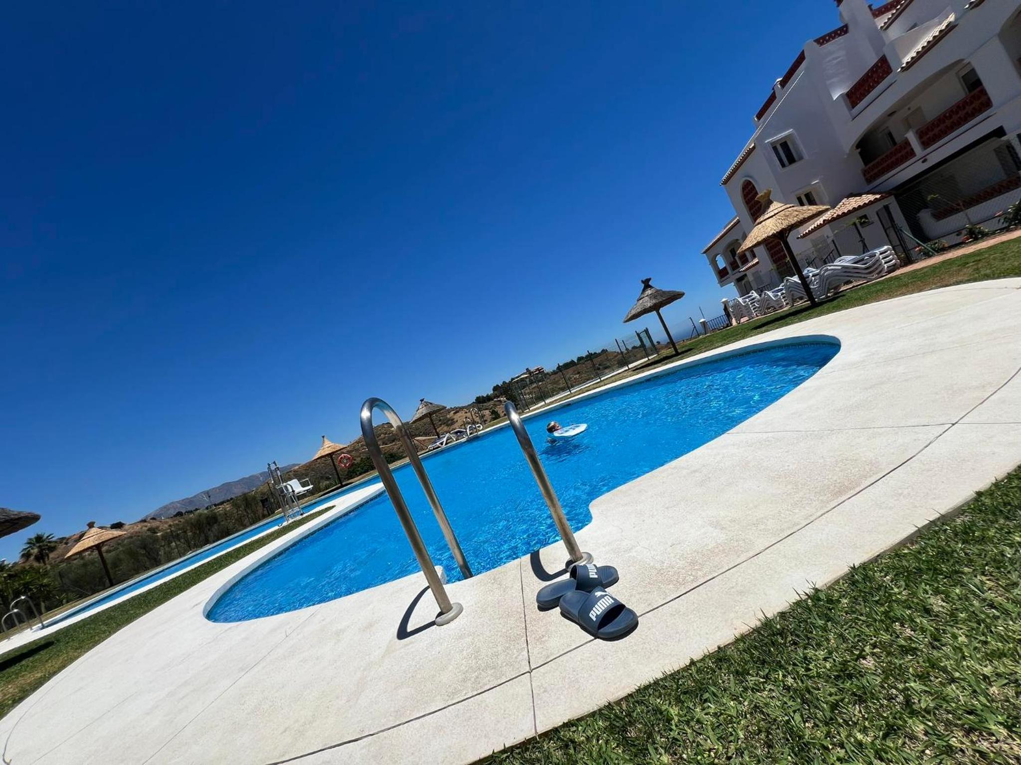 2 bedroom apartment Calahonda hills, Mijas photo 3