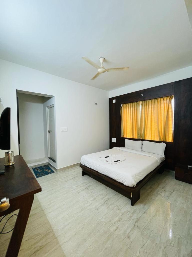 S Silver suites view 2