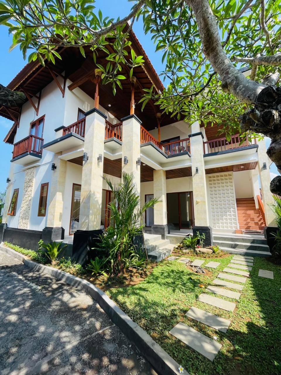 Kamala house room 3 with terrace view 4