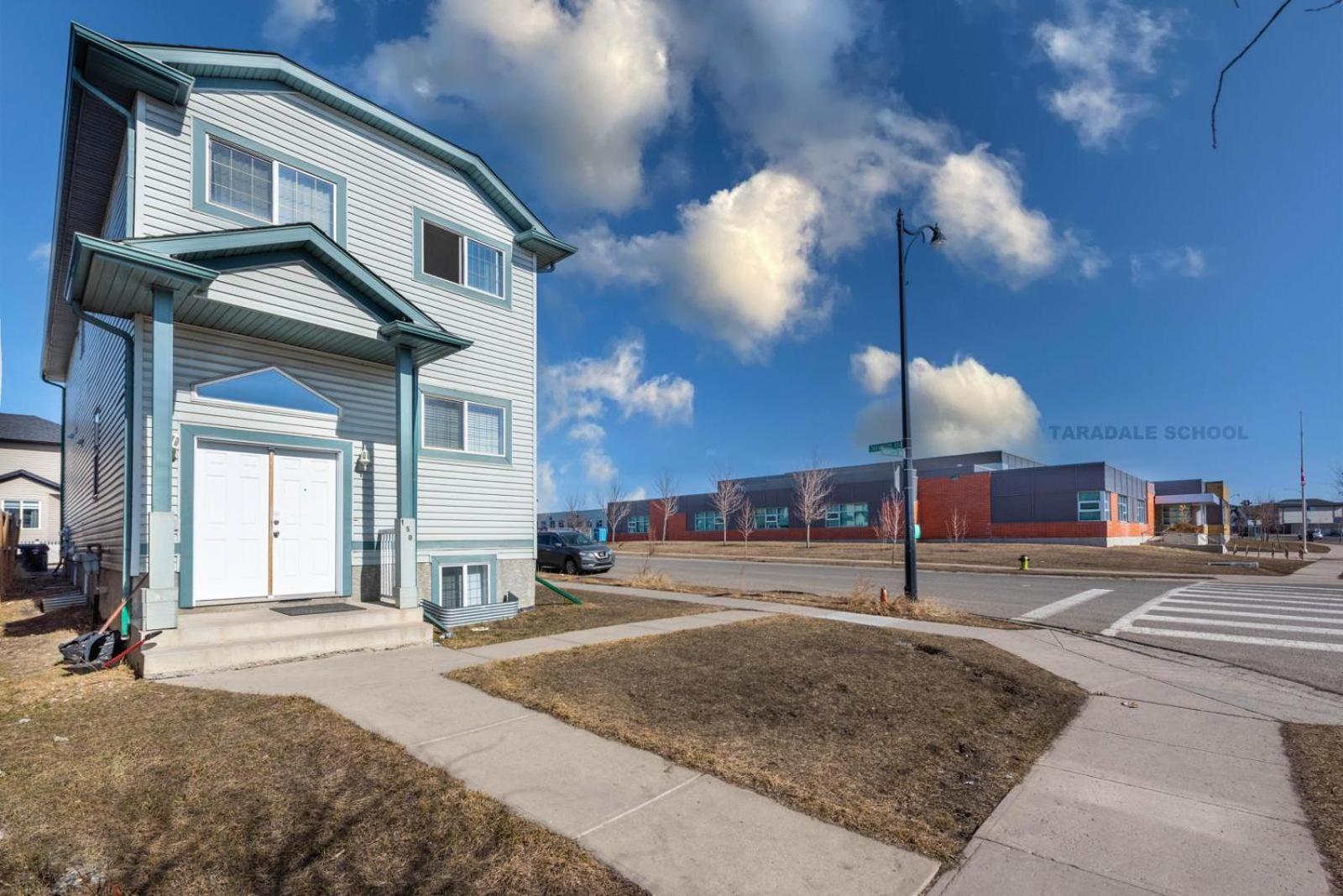 Modern Comfort Home NE B