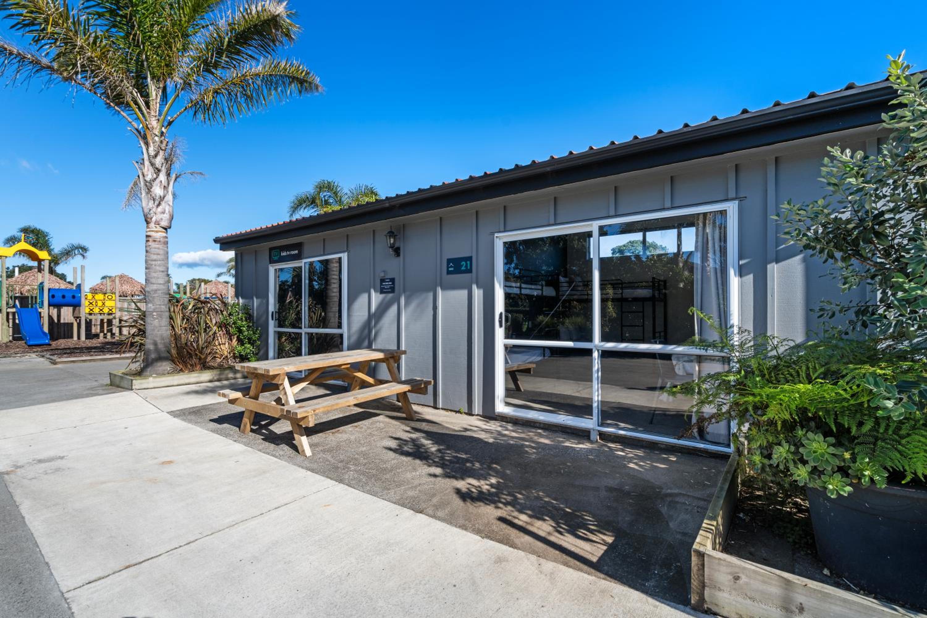 Tasman Holiday Parks - Beachaven