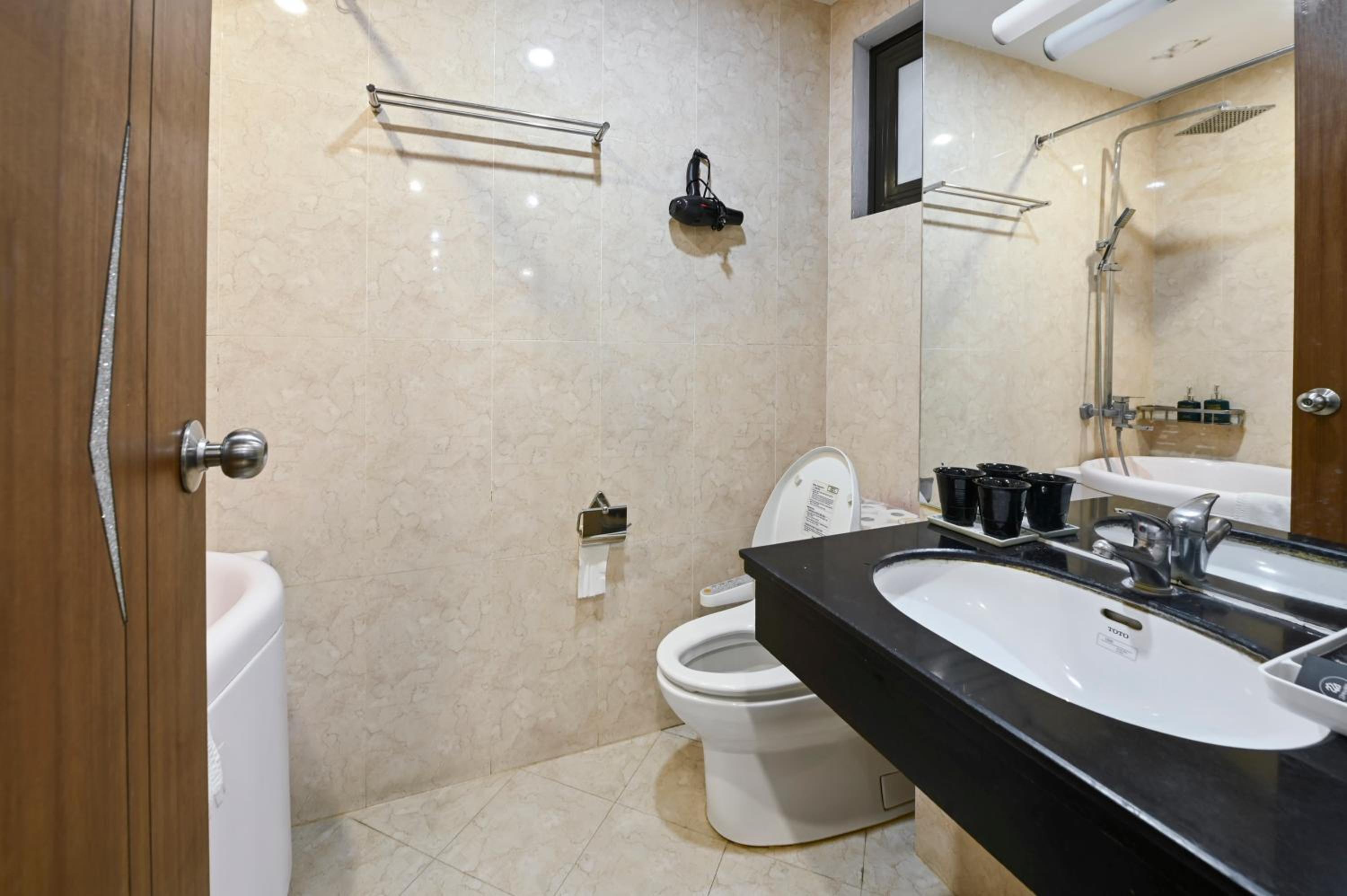 22housing Hotel 20 Linh Lang