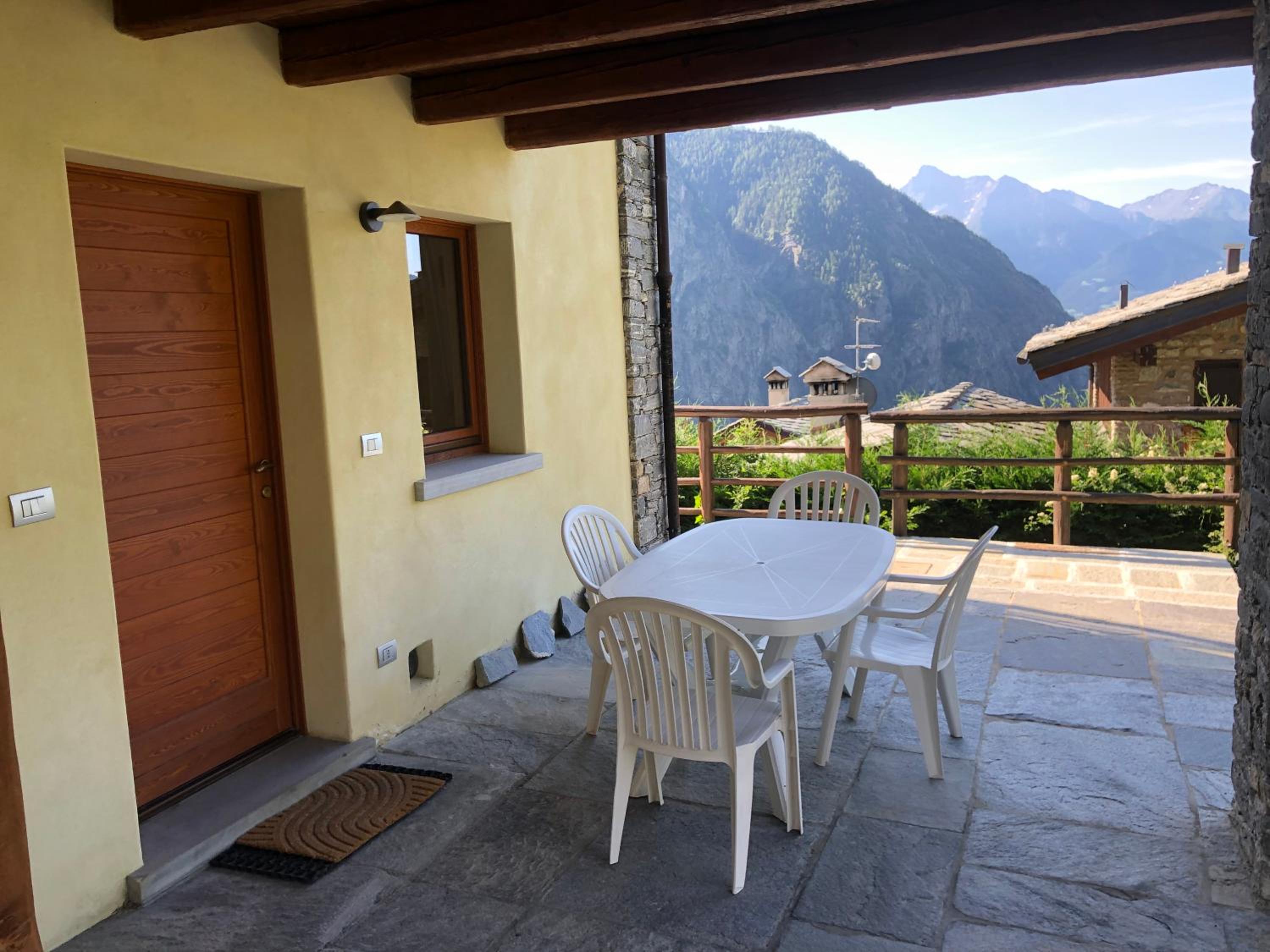Le Bouvier view 4