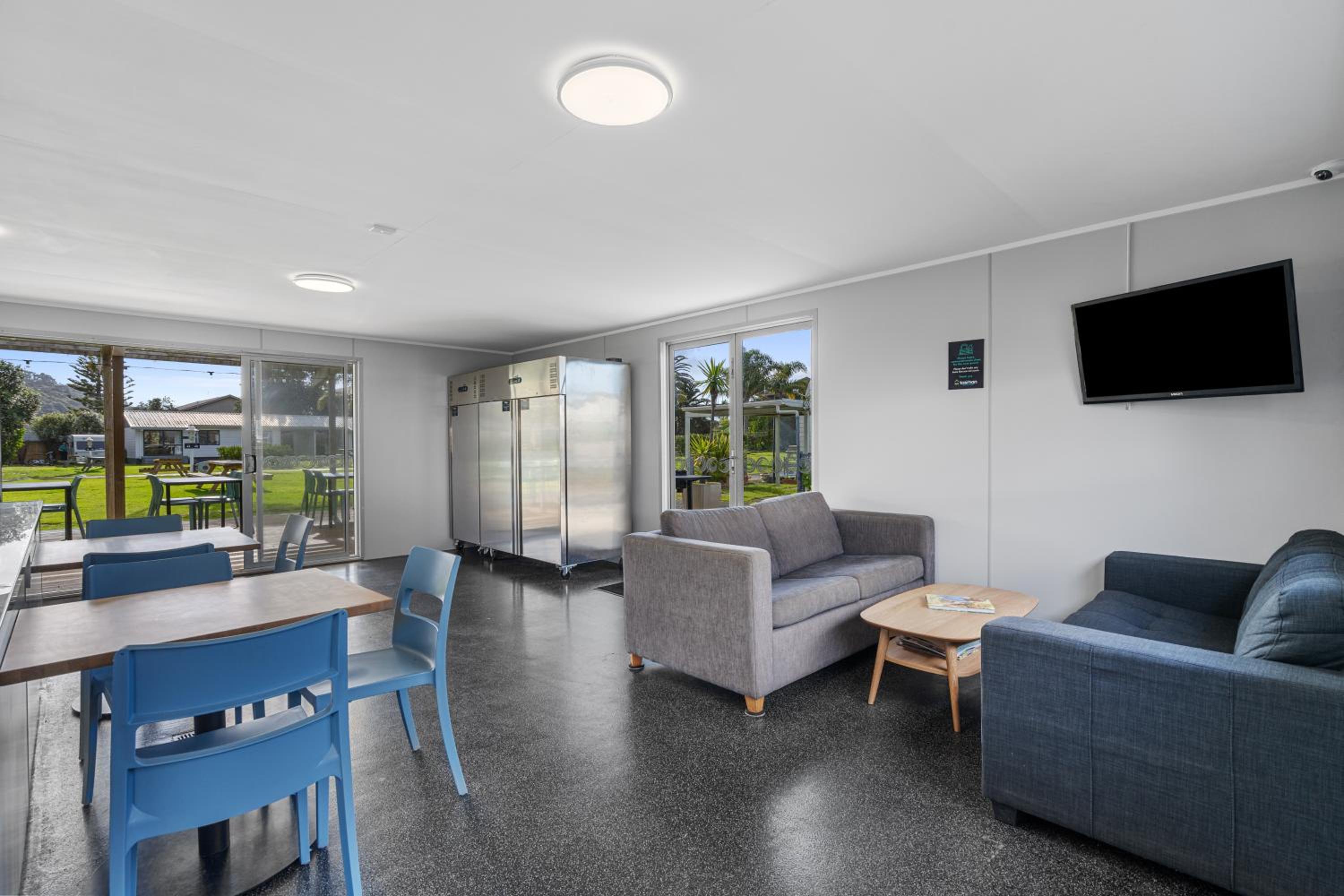 Tasman Holiday Parks - Beachaven